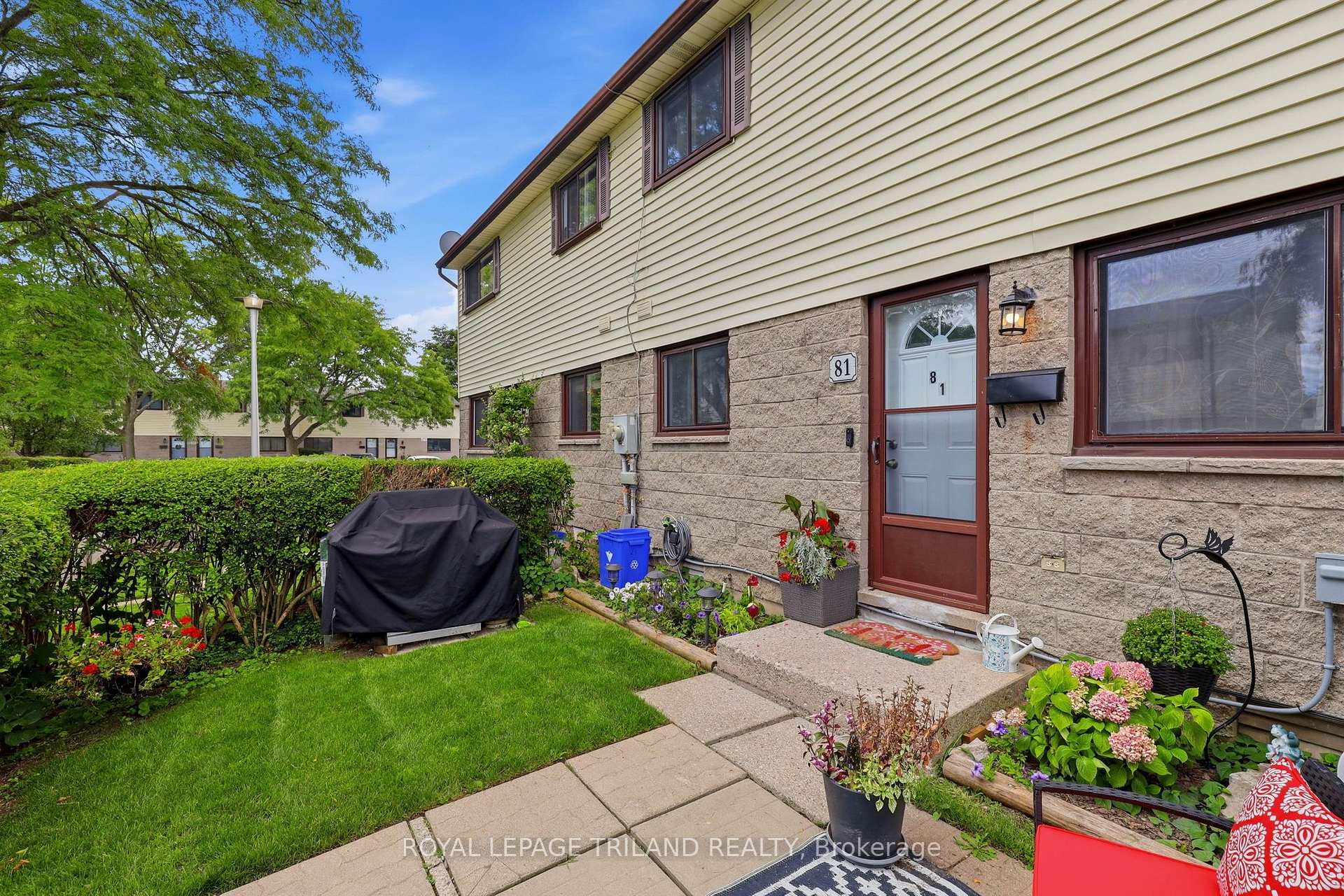 Photo 3 of Unit 81, 825 Dundalk Drive, London, South Q — HOMEH
