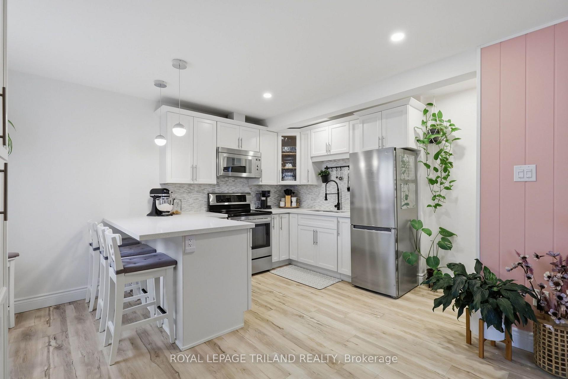 Photo 11 of Unit 81, 825 Dundalk Drive, London, South Q — HOMEH
