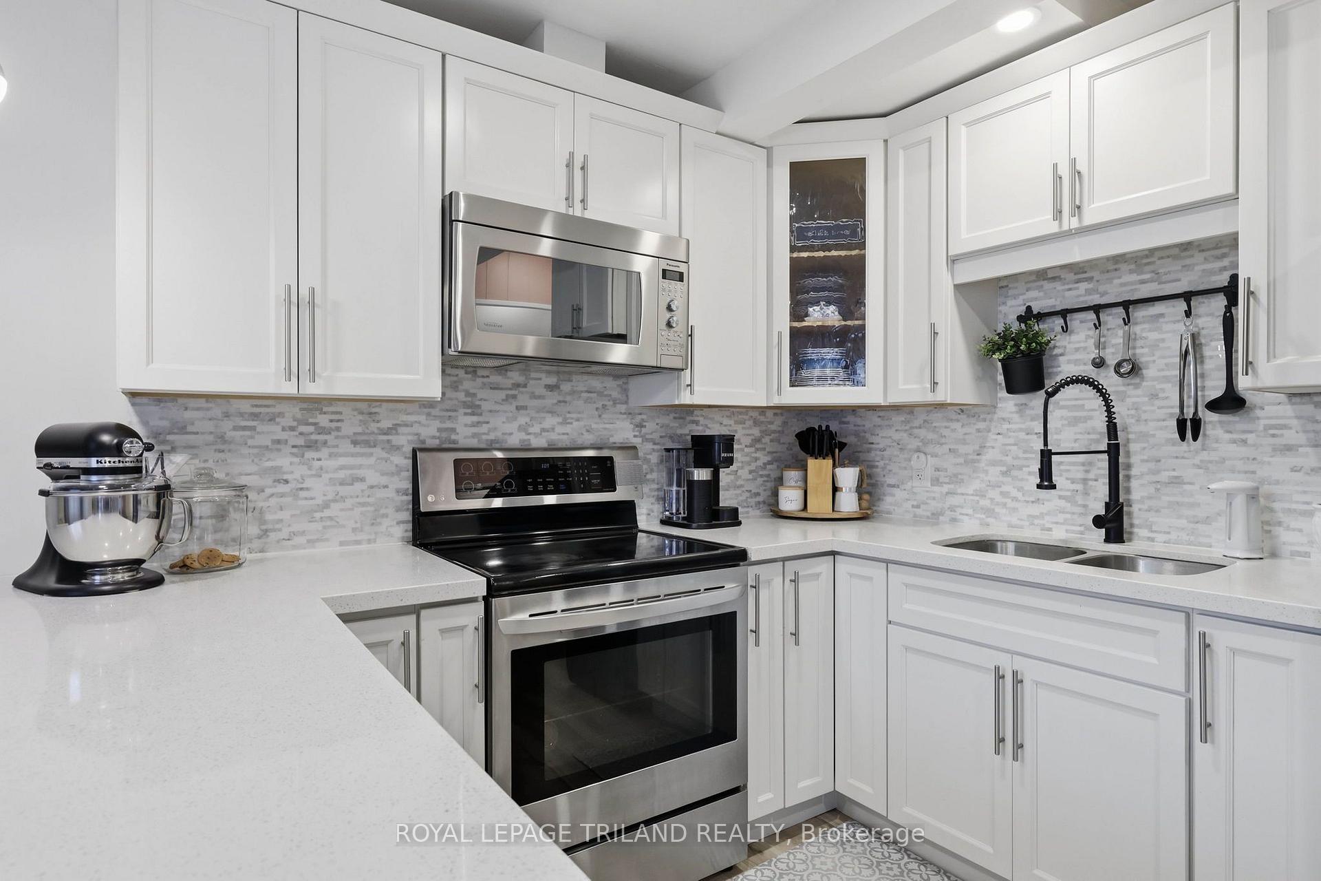 Photo 14 of Unit 81, 825 Dundalk Drive, London, South Q — HOMEH