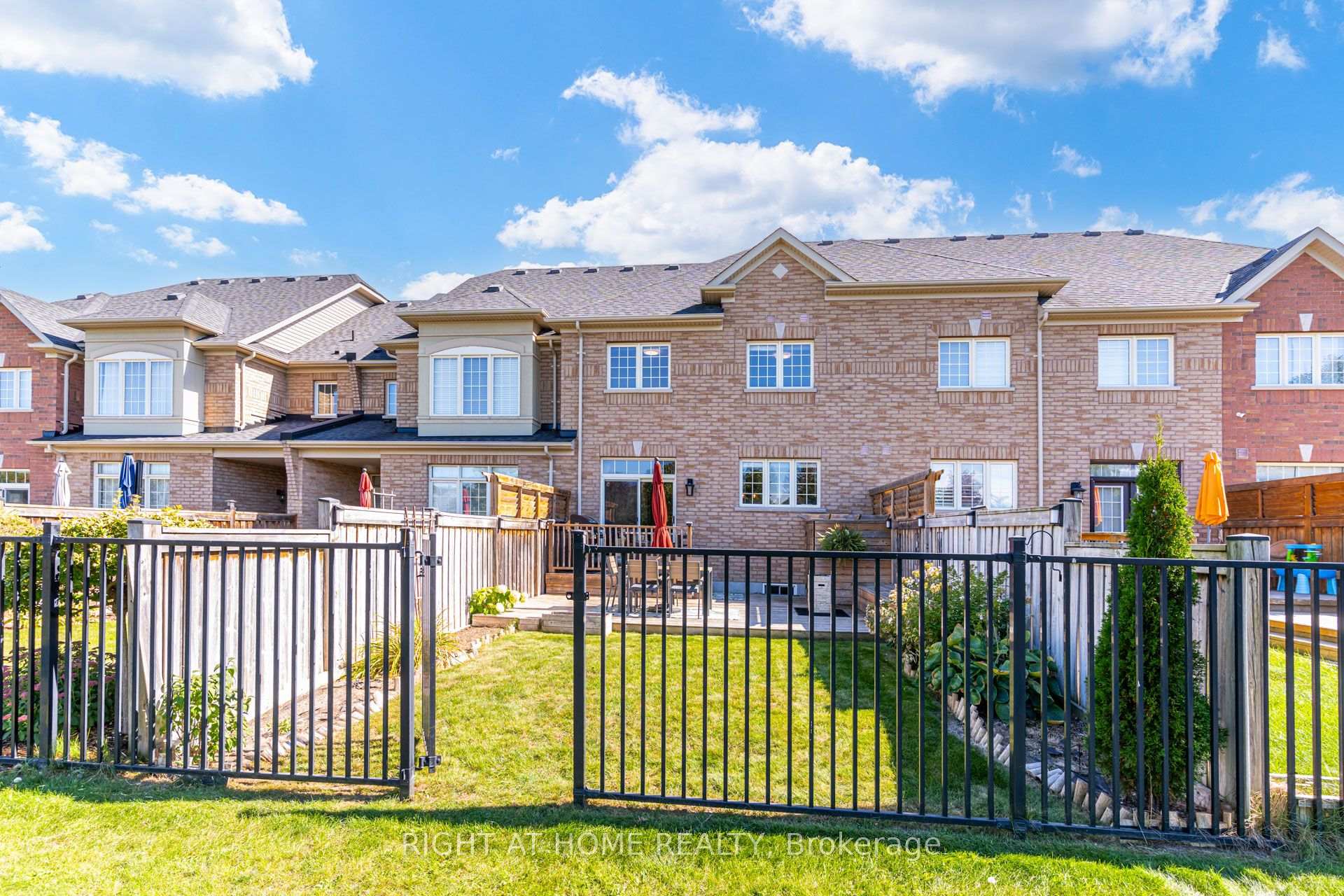 Photo 35 of 27 Fallis Crescent, Caledon, Caledon East — HOMEH