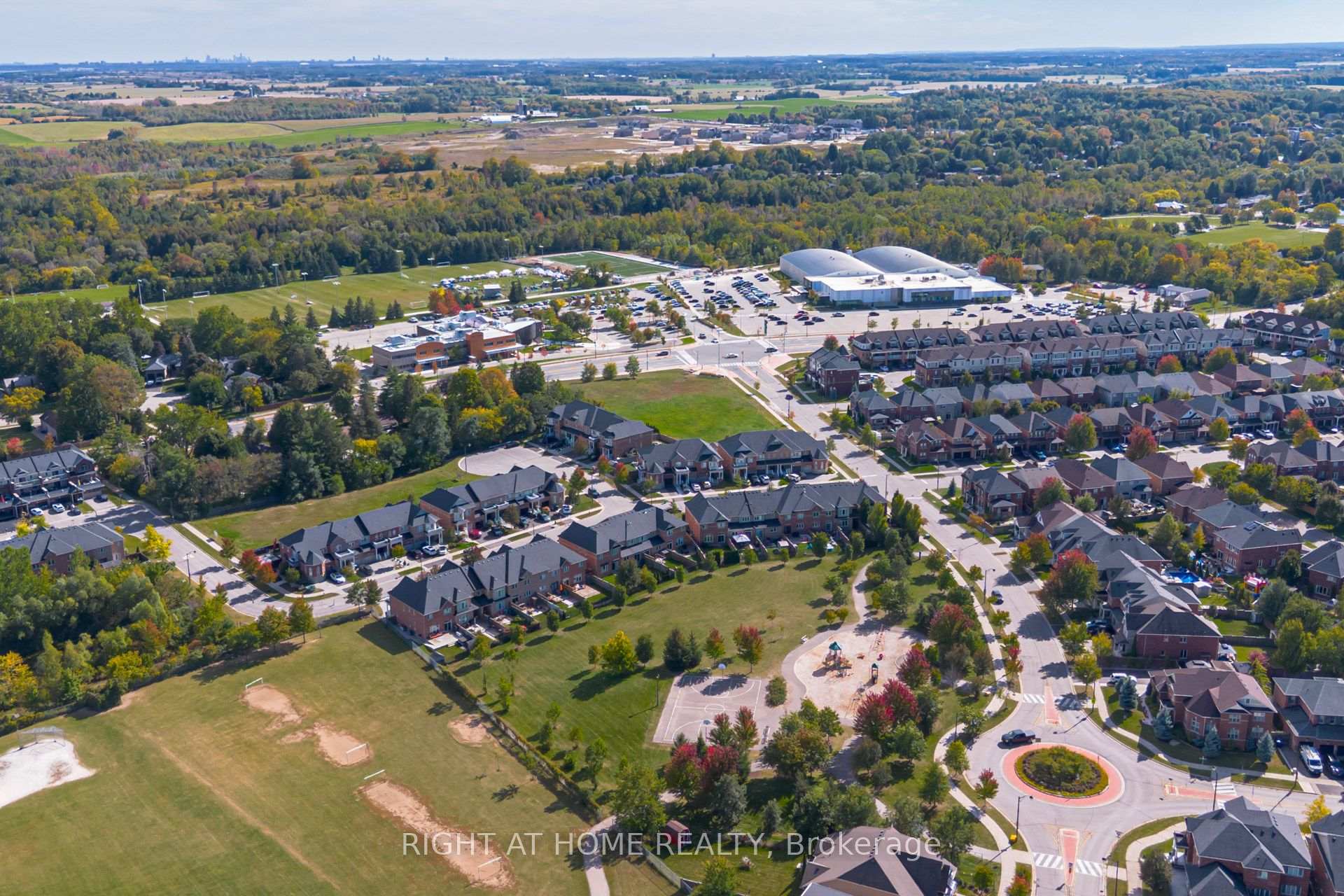 Photo 39 of 27 Fallis Crescent, Caledon, Caledon East — HOMEH