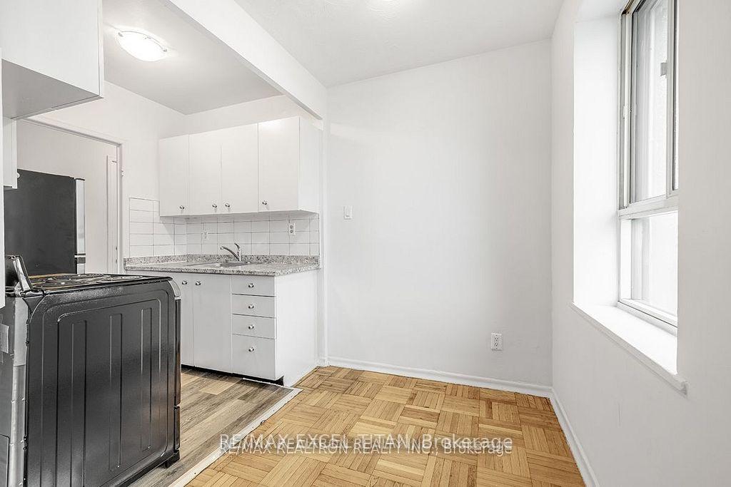 Photo 16 of Unit 10, 156 Kingston Road, Toronto, Woodbine Corridor — HOMEH