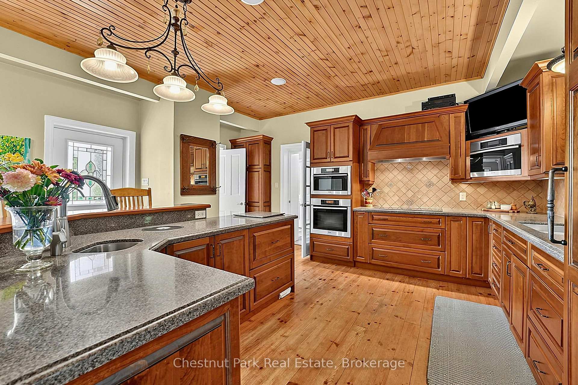 Photo 12 of 1164 Fairgrounds Road N, Clearview, Rural Clearview — HOMEH