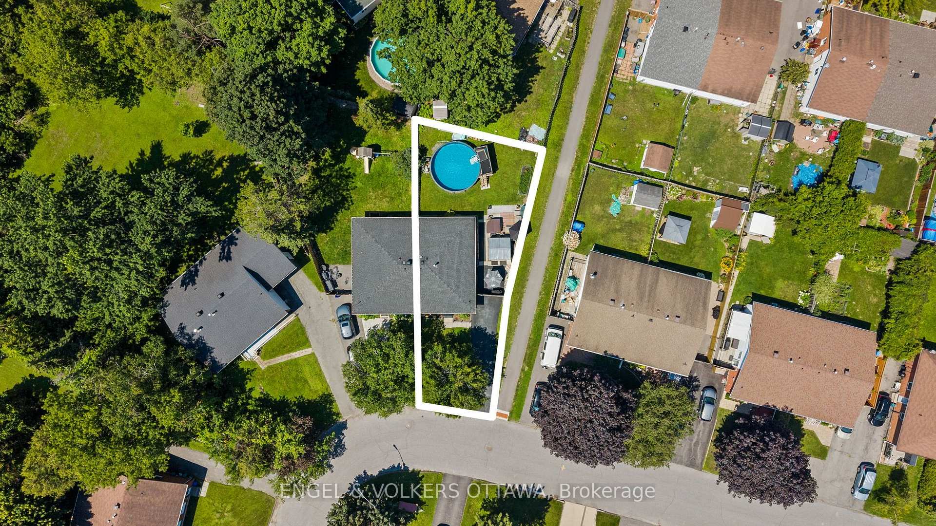 Photo 27 of 51 Morton Drive, Ottawa, Kanata - Glencairn/Hazeldean — HOMEH