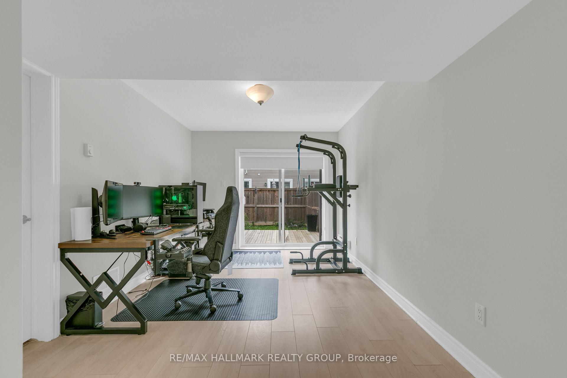 Photo 2 of 167 Gelderland Private, Ottawa, Kanata - Emerald Meadows/Trailwest — HOMEH