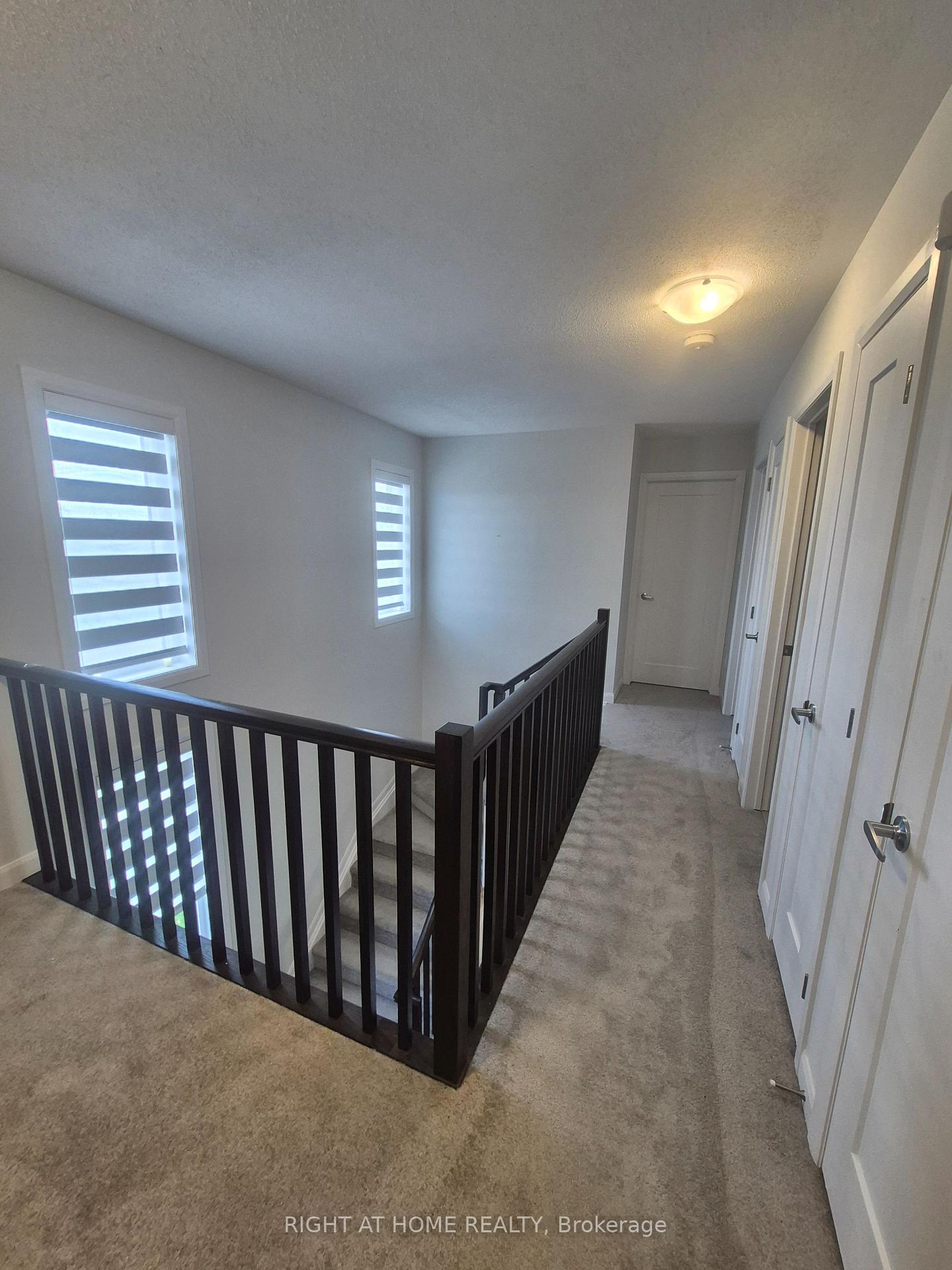 Photo 18 of 700 Fairline Row, Ottawa, Kanata - Emerald Meadows/Trailwest — HOMEH