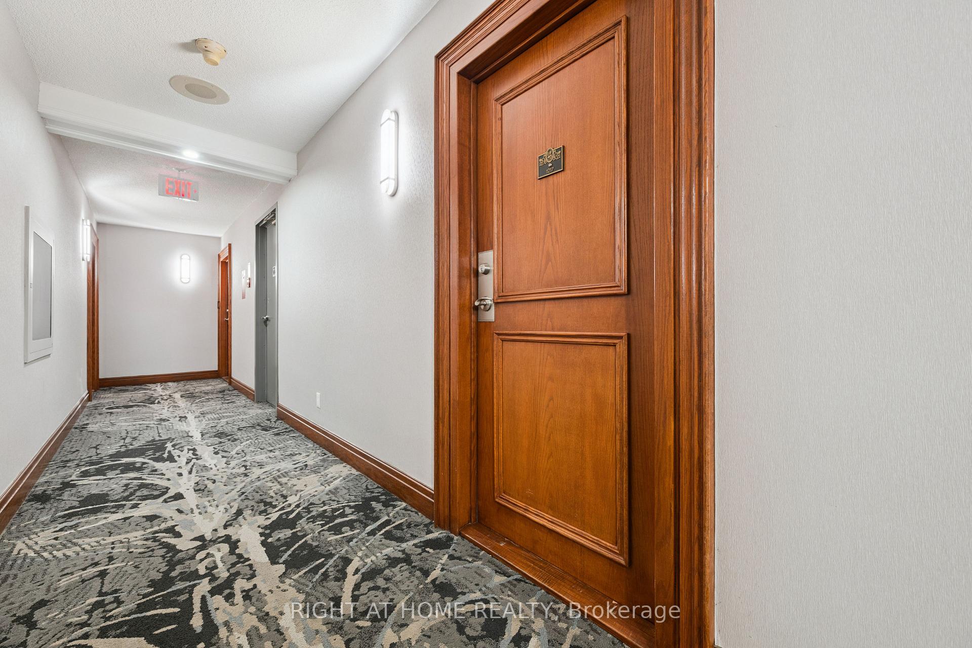 Photo 3 of Unit 1217, 268 Ridley Boulevard, Toronto, Bedford Park-Nortown — HOMEH