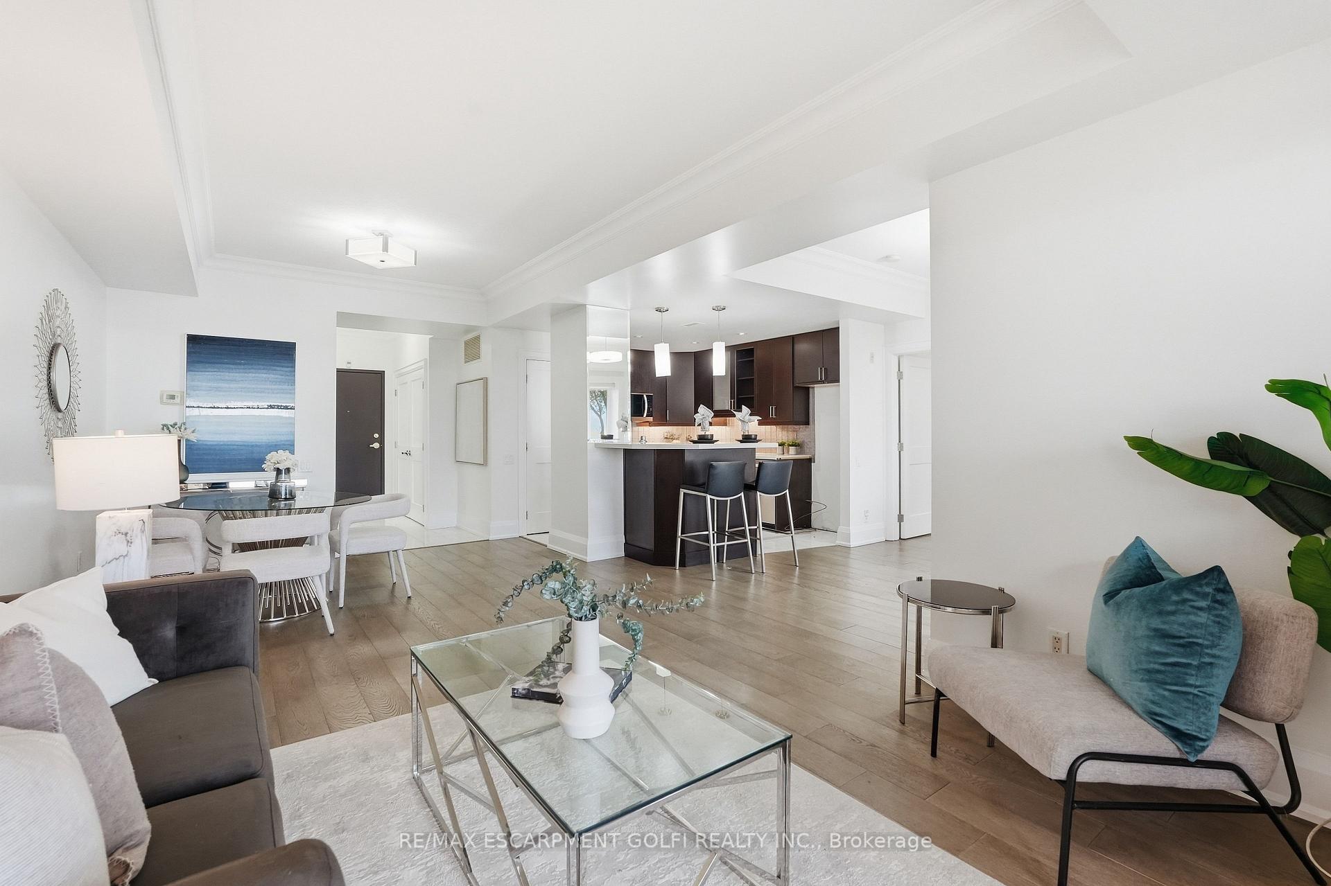 Photo 8 of Unit 203, 5340 Lakeshore Road, Burlington, Appleby — HOMEH
