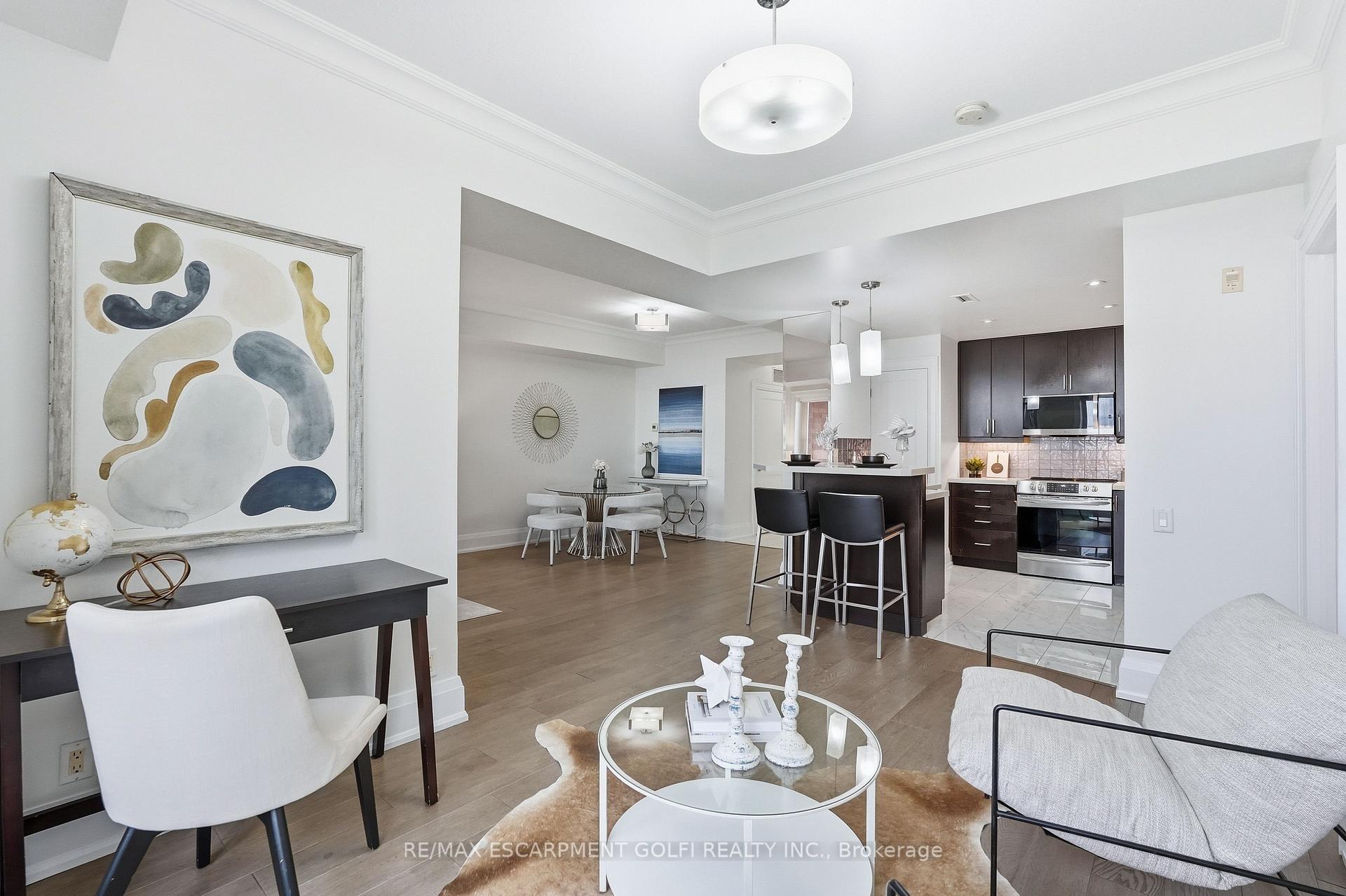 Photo 10 of Unit 203, 5340 Lakeshore Road, Burlington, Appleby — HOMEH
