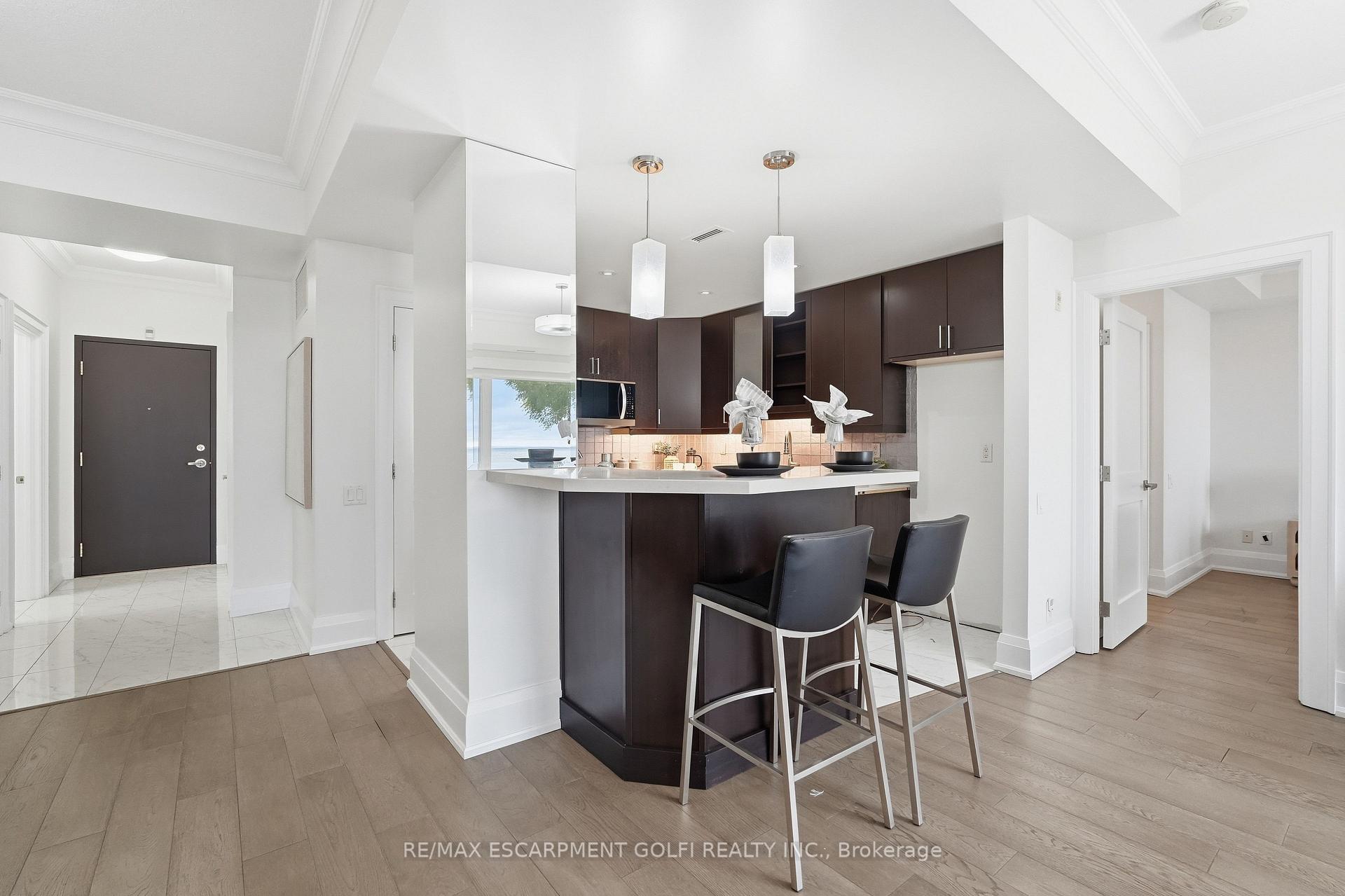 Photo 11 of Unit 203, 5340 Lakeshore Road, Burlington, Appleby — HOMEH