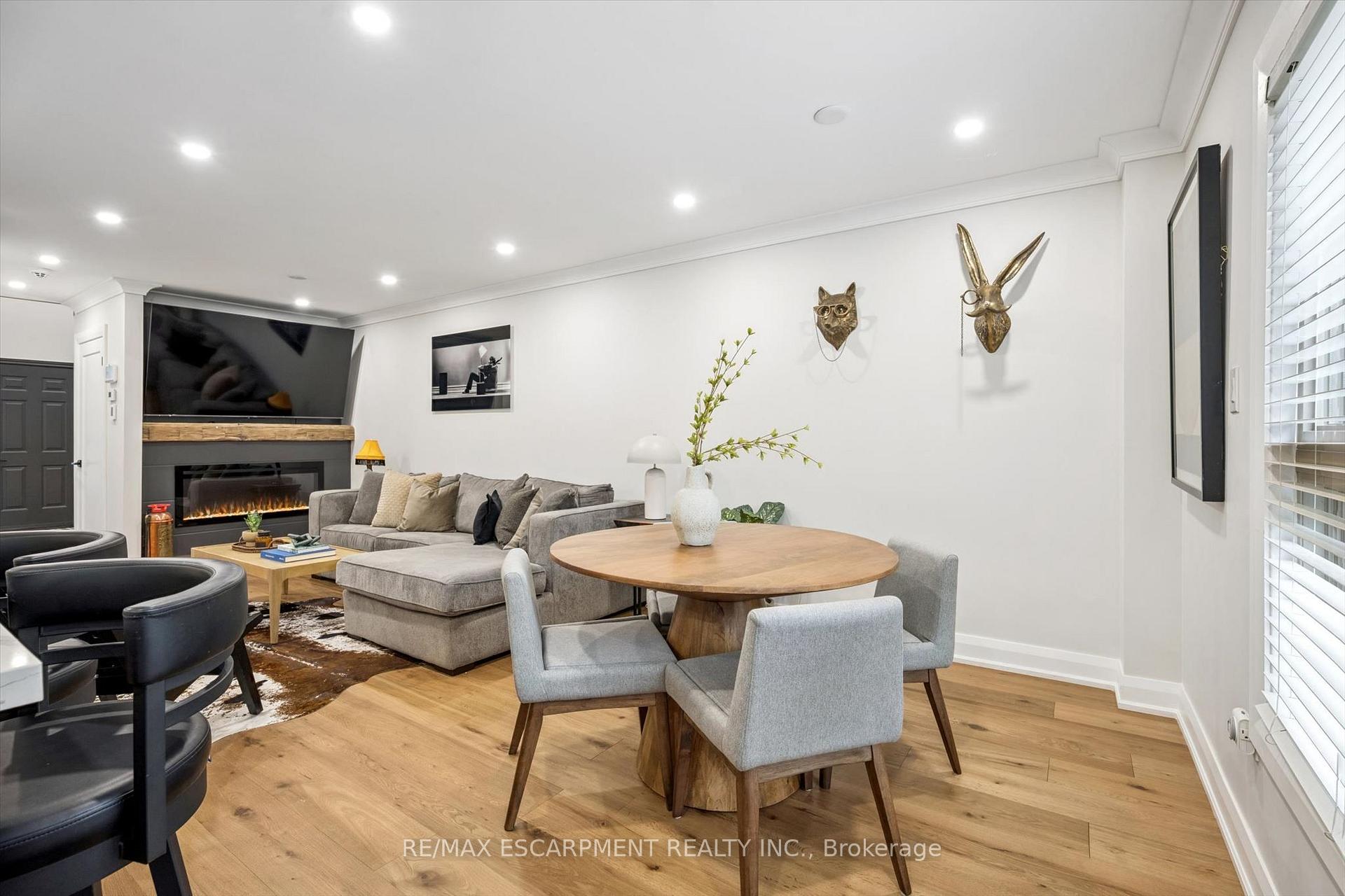 Photo 17 of 1261 Stephenson Drive, Burlington, LaSalle — HOMEH