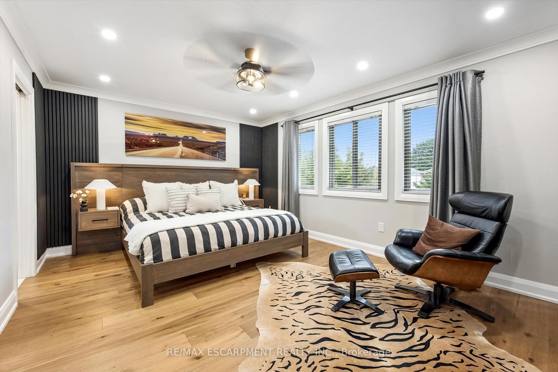 Photo 21 of 1261 Stephenson Drive, Burlington, LaSalle — HOMEH