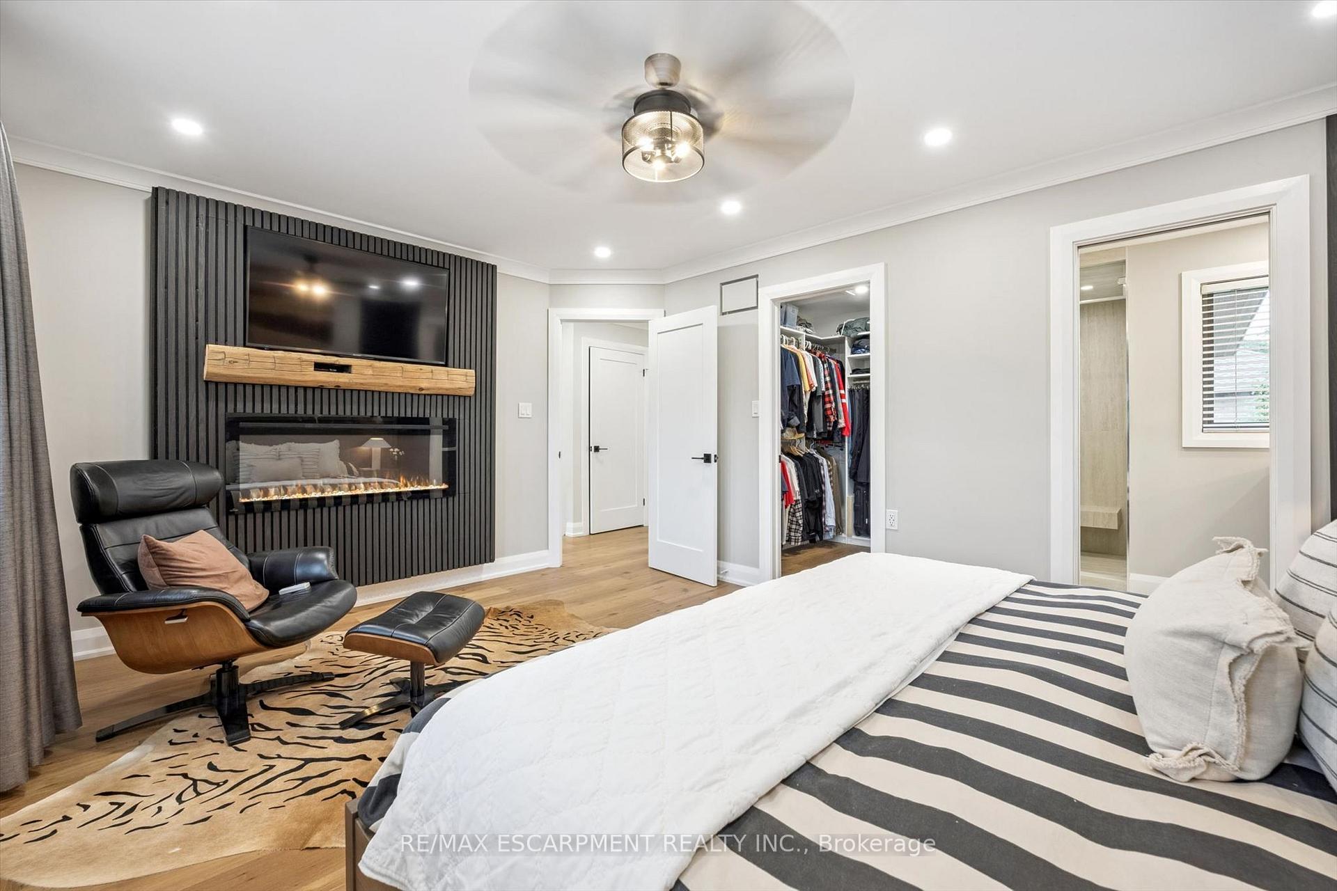 Photo 23 of 1261 Stephenson Drive, Burlington, LaSalle — HOMEH