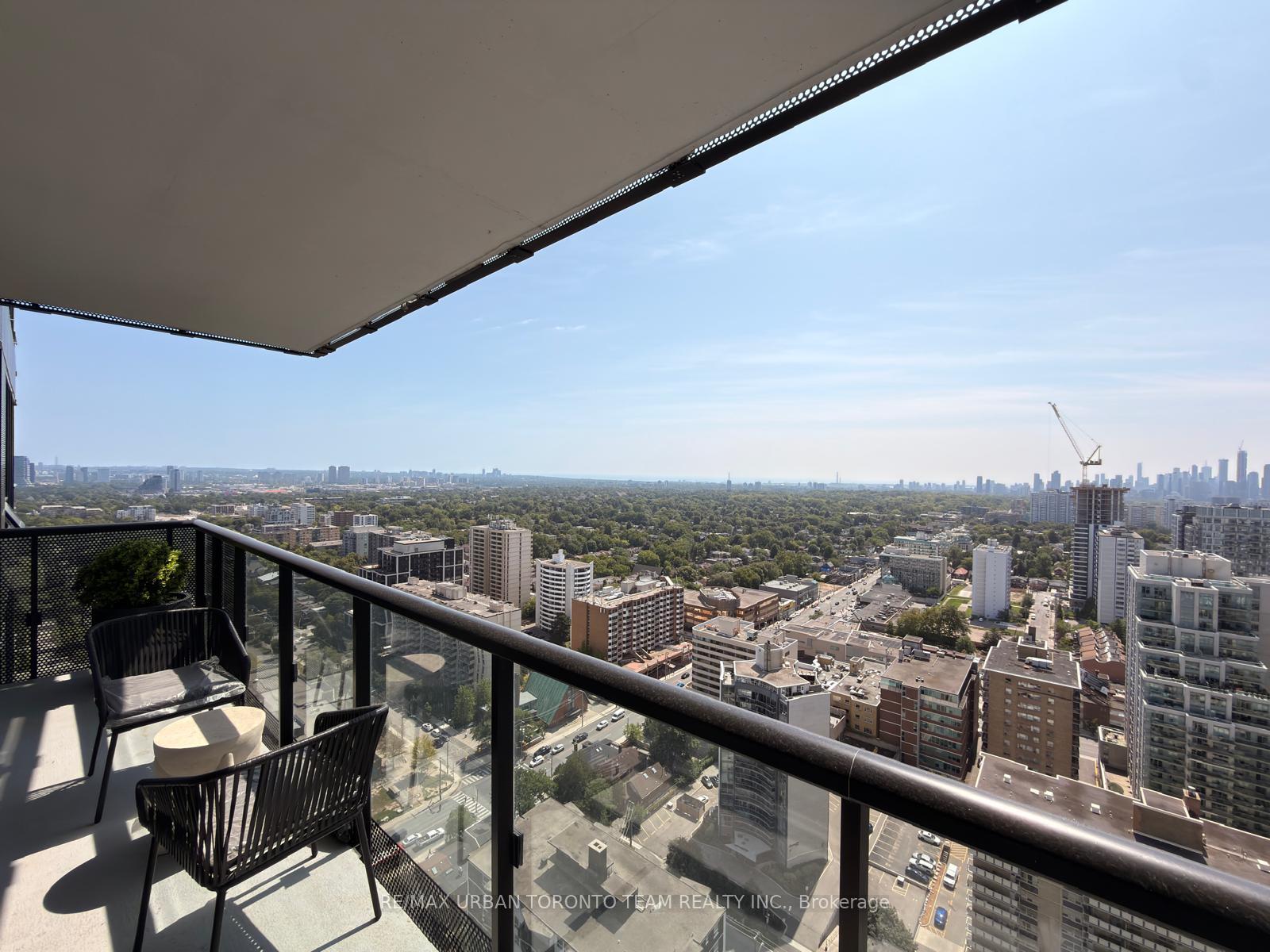 Photo 8 of Unit 3013, 127 Broadway Avenue, Toronto, Mount Pleasant West — HOMEH