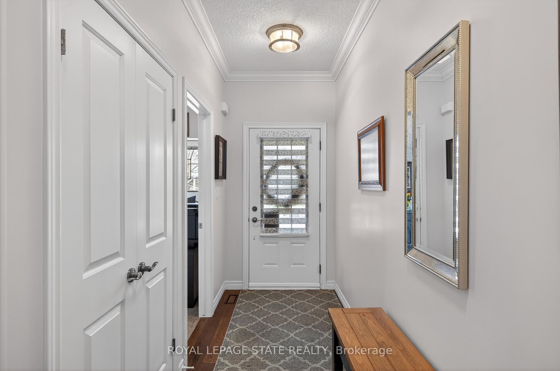 Photo 5 of 36 Banks Street, Brantford, Holmedale — HOMEH