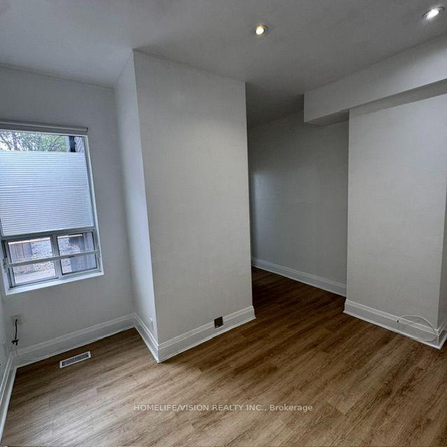 Photo 17 of Unit Unit C, 864 Broadview Avenue, Toronto, Playter Estates-Danforth — HOMEH