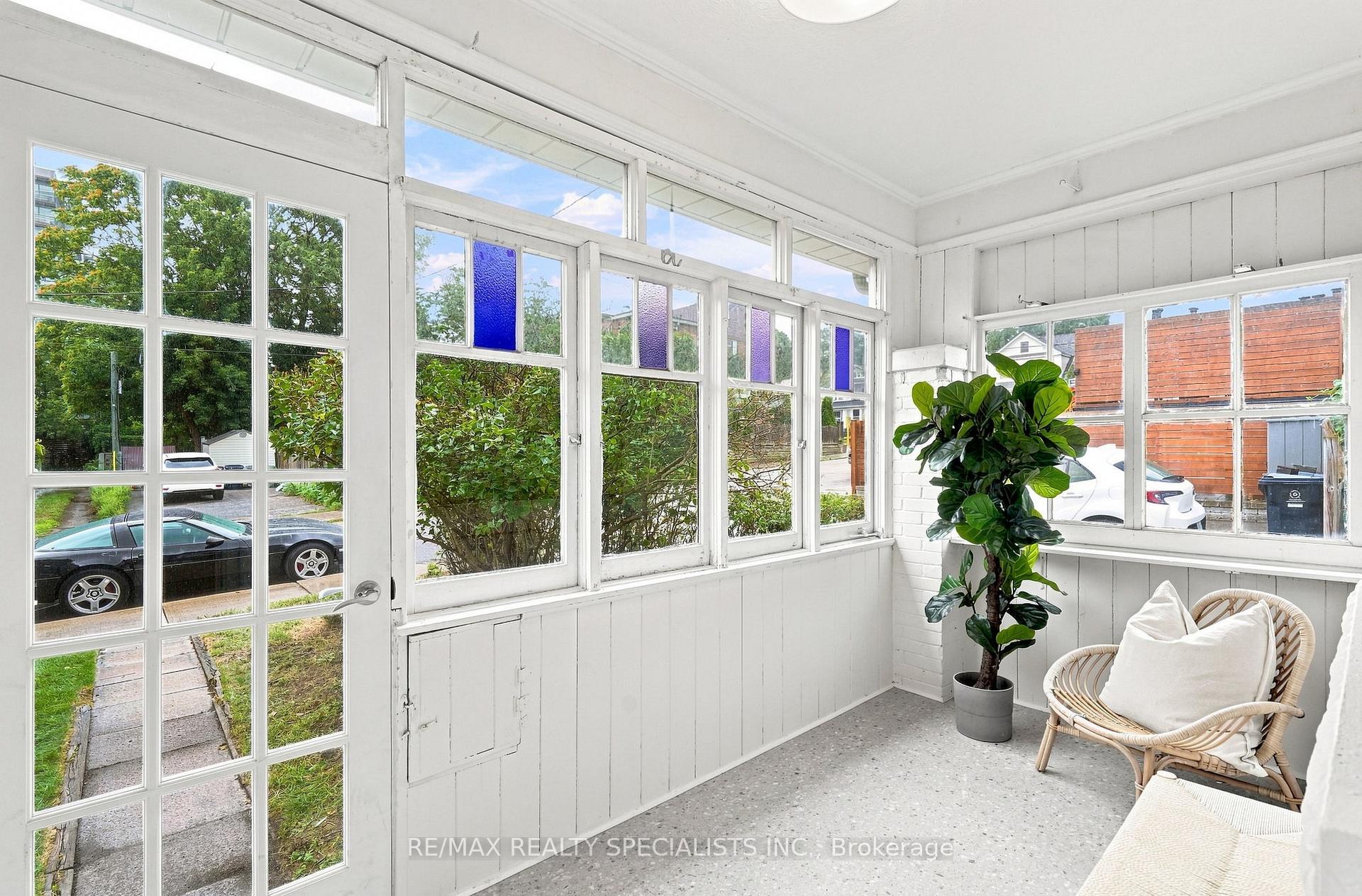 Photo 2 of 21 Mendel Avenue, Toronto, East End-Danforth — HOMEH