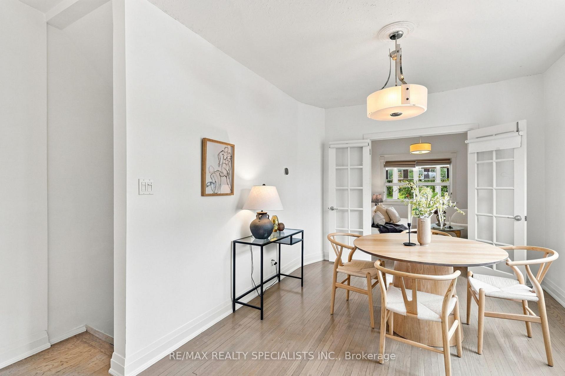 Photo 26 of 21 Mendel Avenue, Toronto, East End-Danforth — HOMEH