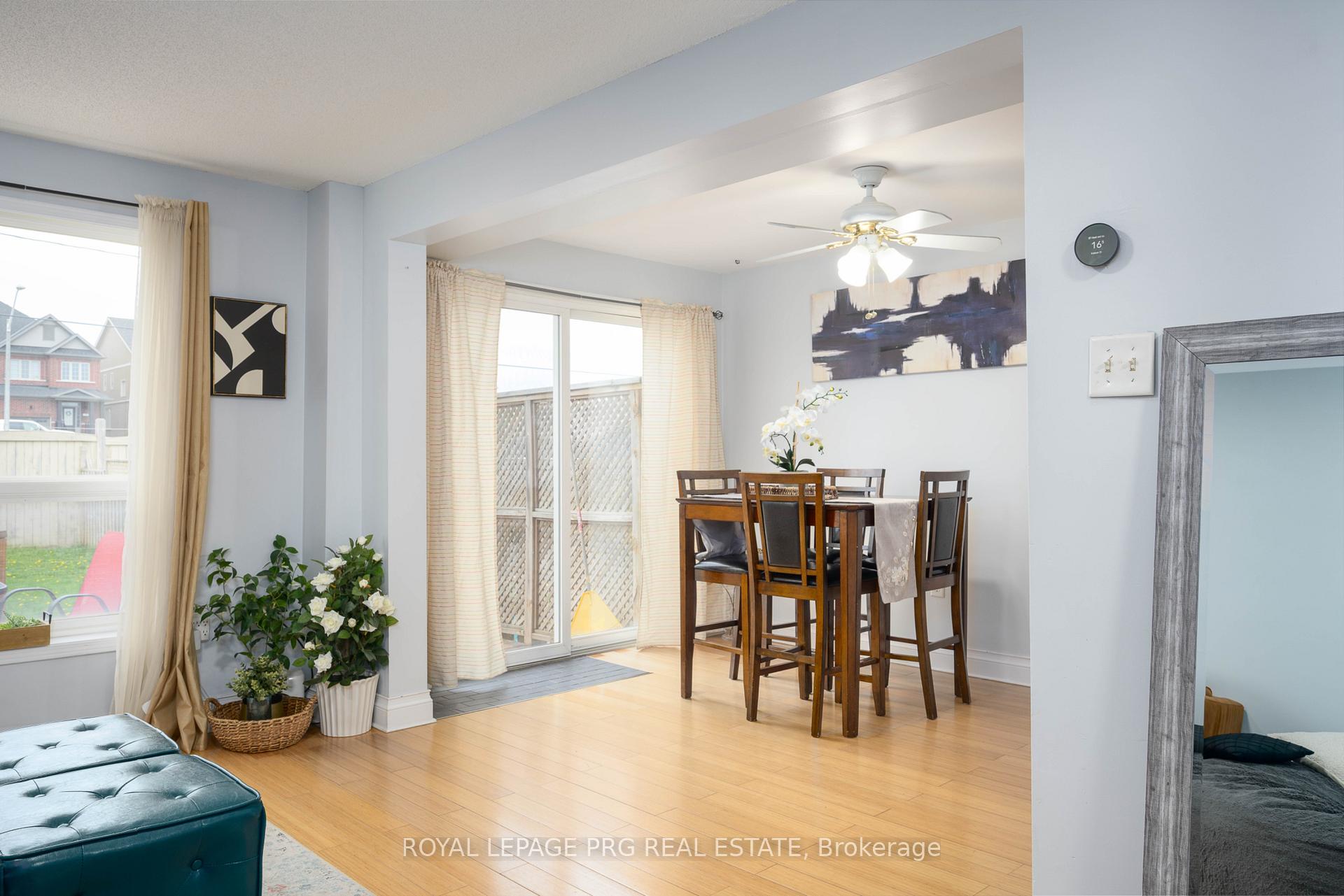 Photo 3 of 97 Nathan Crescent, Barrie, Painswick South — HOMEH