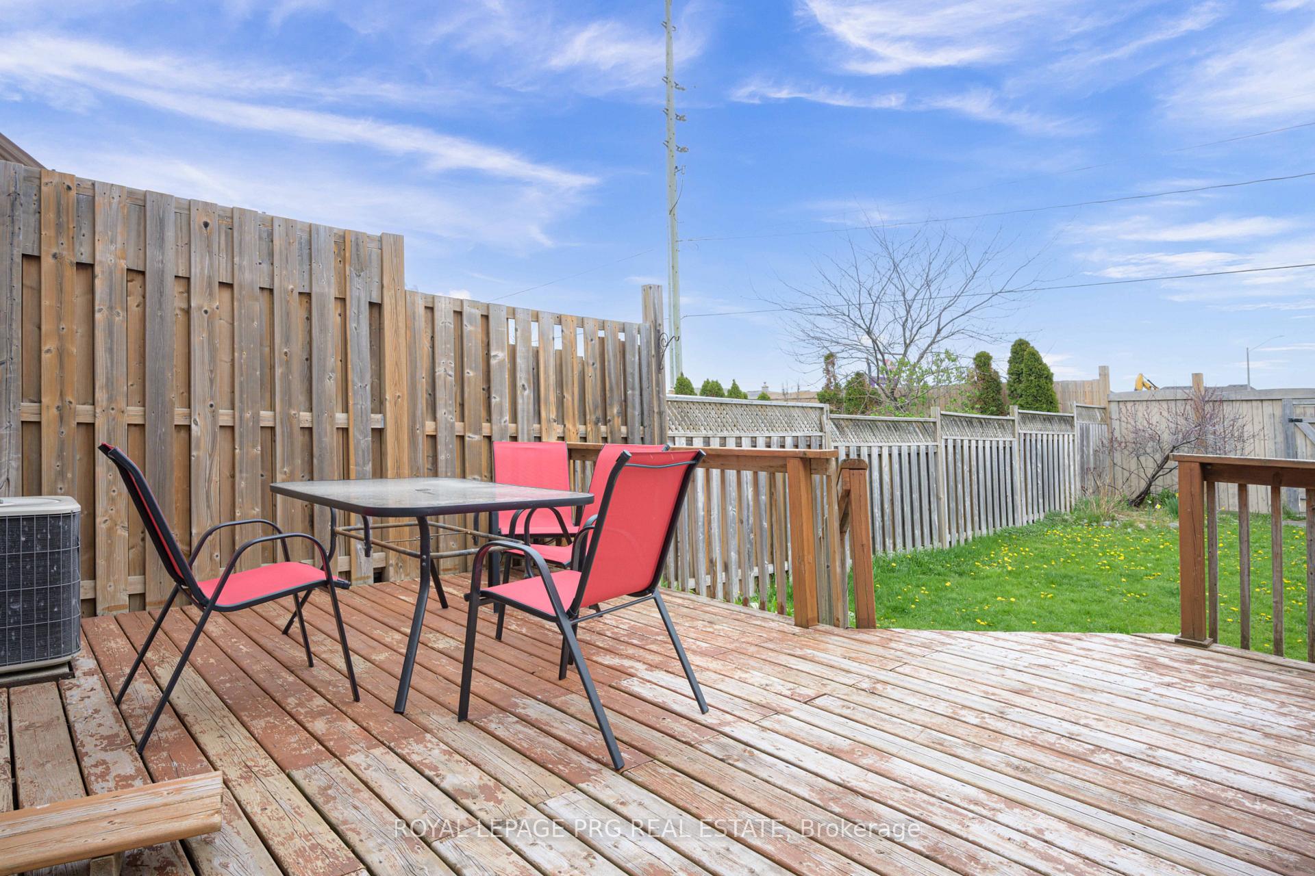 Photo 15 of 97 Nathan Crescent, Barrie, Painswick South — HOMEH