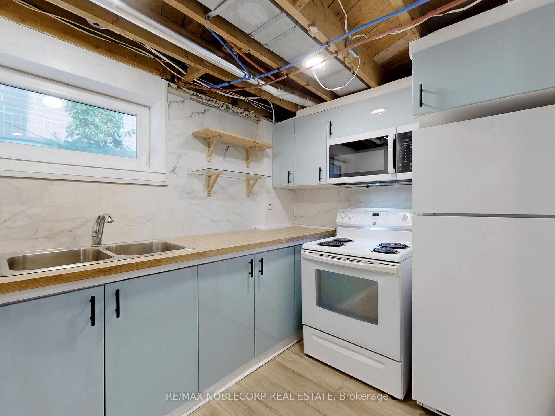 Photo 30 of 100 Rockport Crescent, Richmond Hill, Crosby — HOMEH