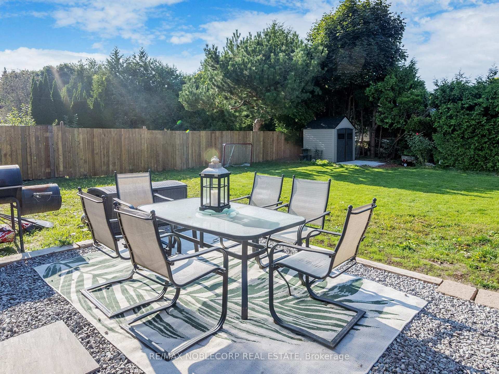 Photo 43 of 100 Rockport Crescent, Richmond Hill, Crosby — HOMEH
