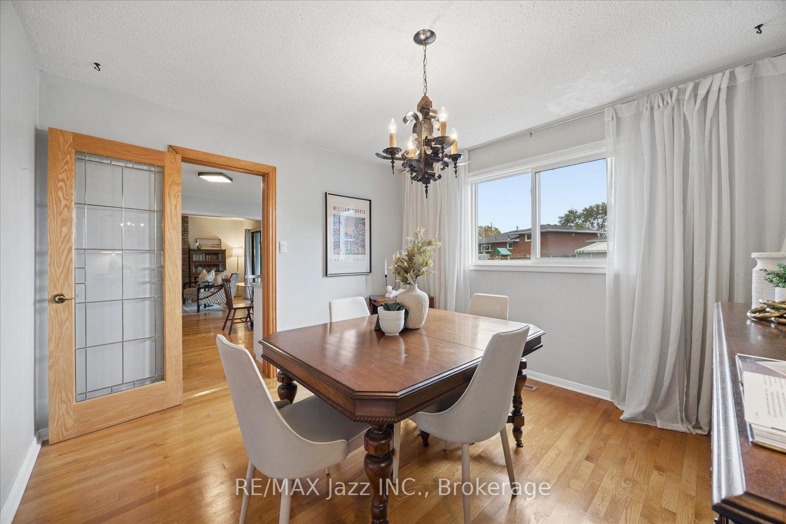 Photo 8 of 28 Jubilee Court, Whitby, Blue Grass Meadows — HOMEH