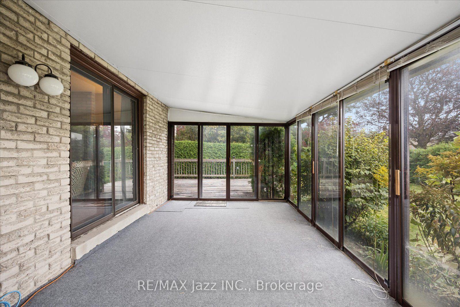 Photo 10 of 28 Jubilee Court, Whitby, Blue Grass Meadows — HOMEH