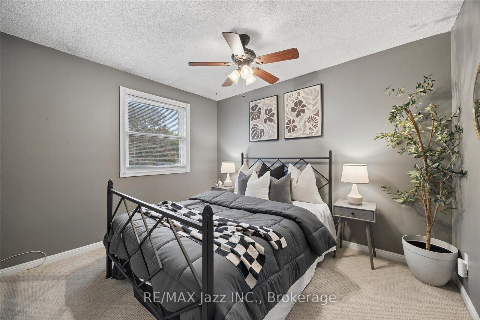 Photo 16 of 28 Jubilee Court, Whitby, Blue Grass Meadows — HOMEH