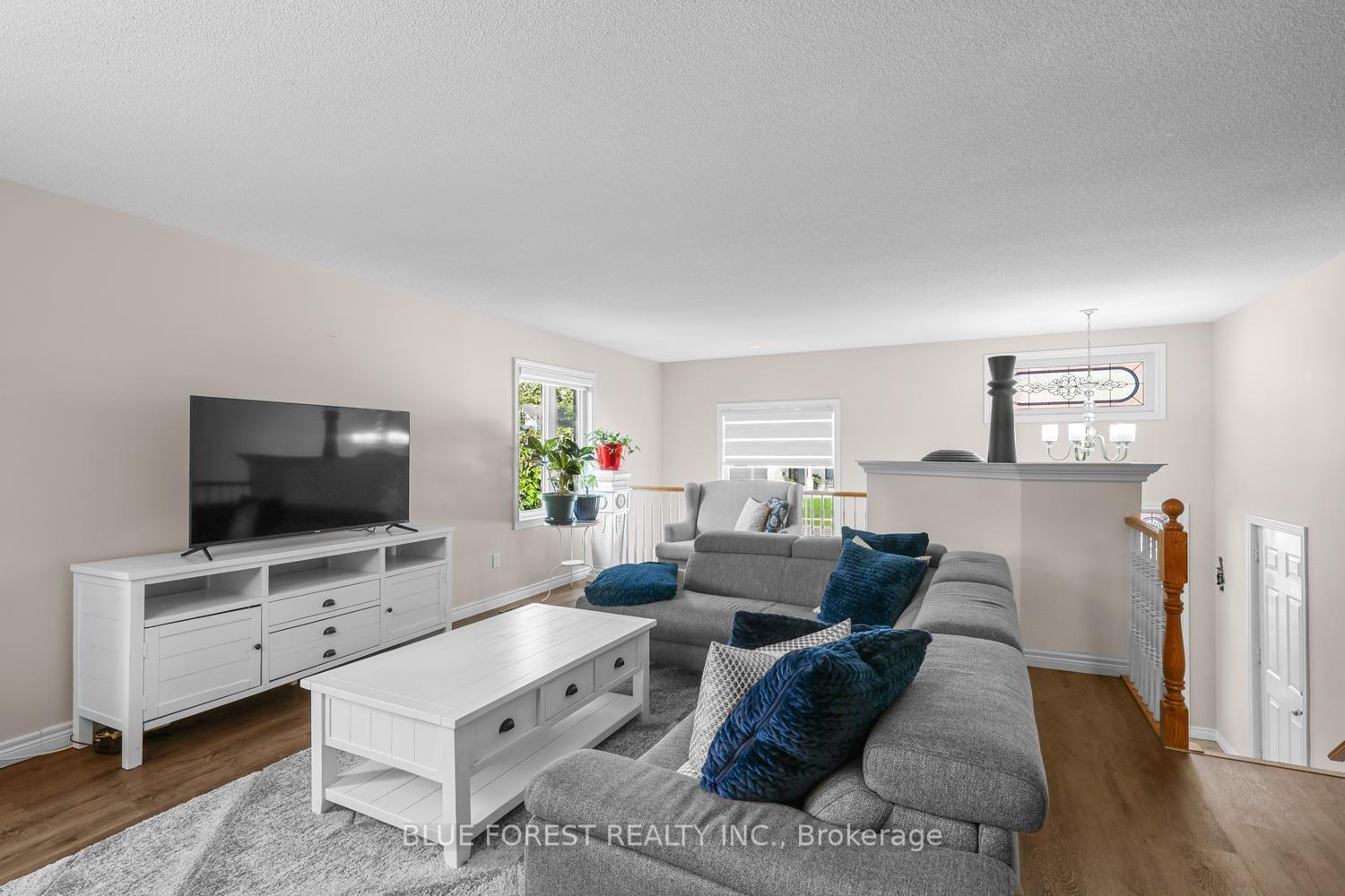 Photo 12 of 10 Symphony Court, Central Elgin, Lynhurst — HOMEH