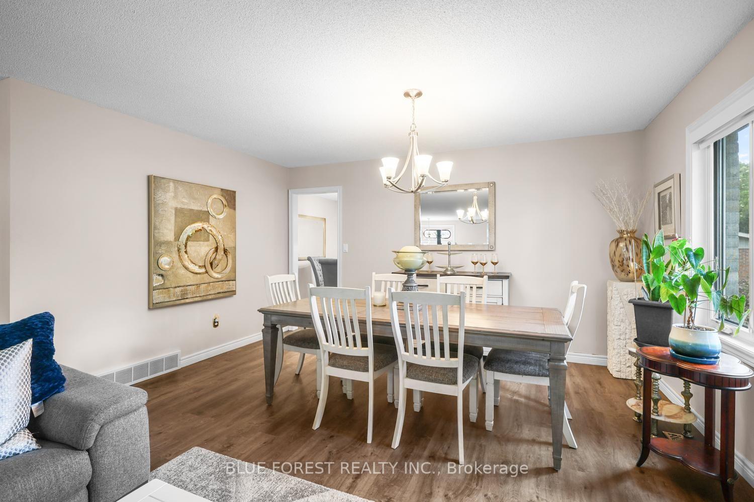 Photo 15 of 10 Symphony Court, Central Elgin, Lynhurst — HOMEH