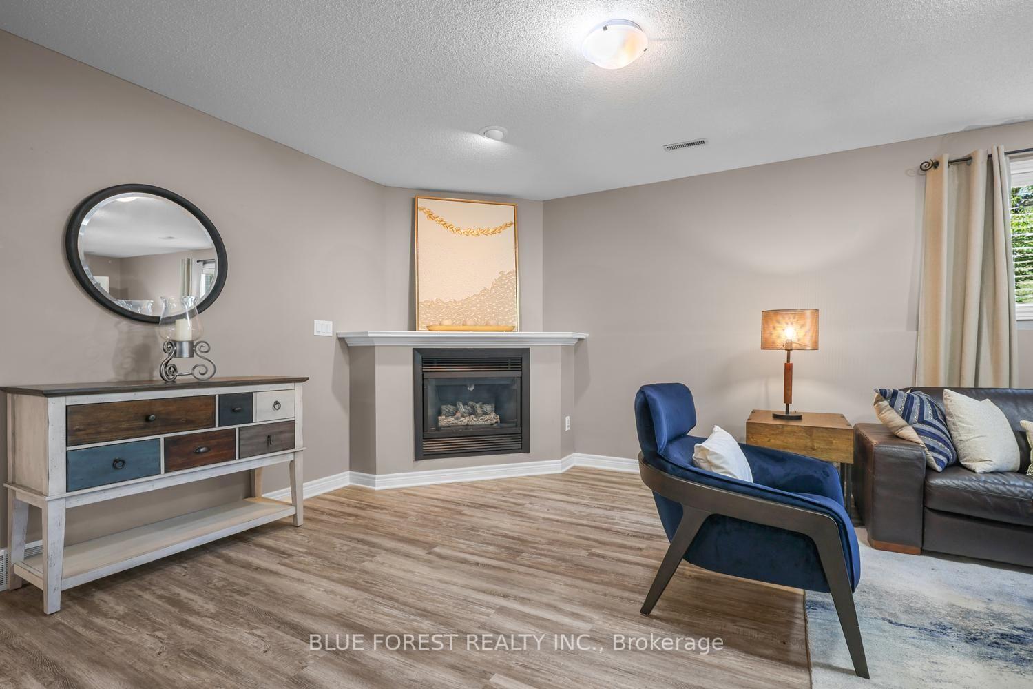 Photo 26 of 10 Symphony Court, Central Elgin, Lynhurst — HOMEH
