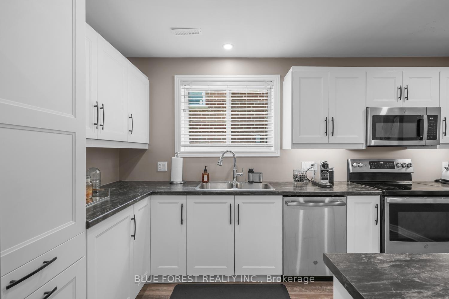 Photo 30 of 10 Symphony Court, Central Elgin, Lynhurst — HOMEH
