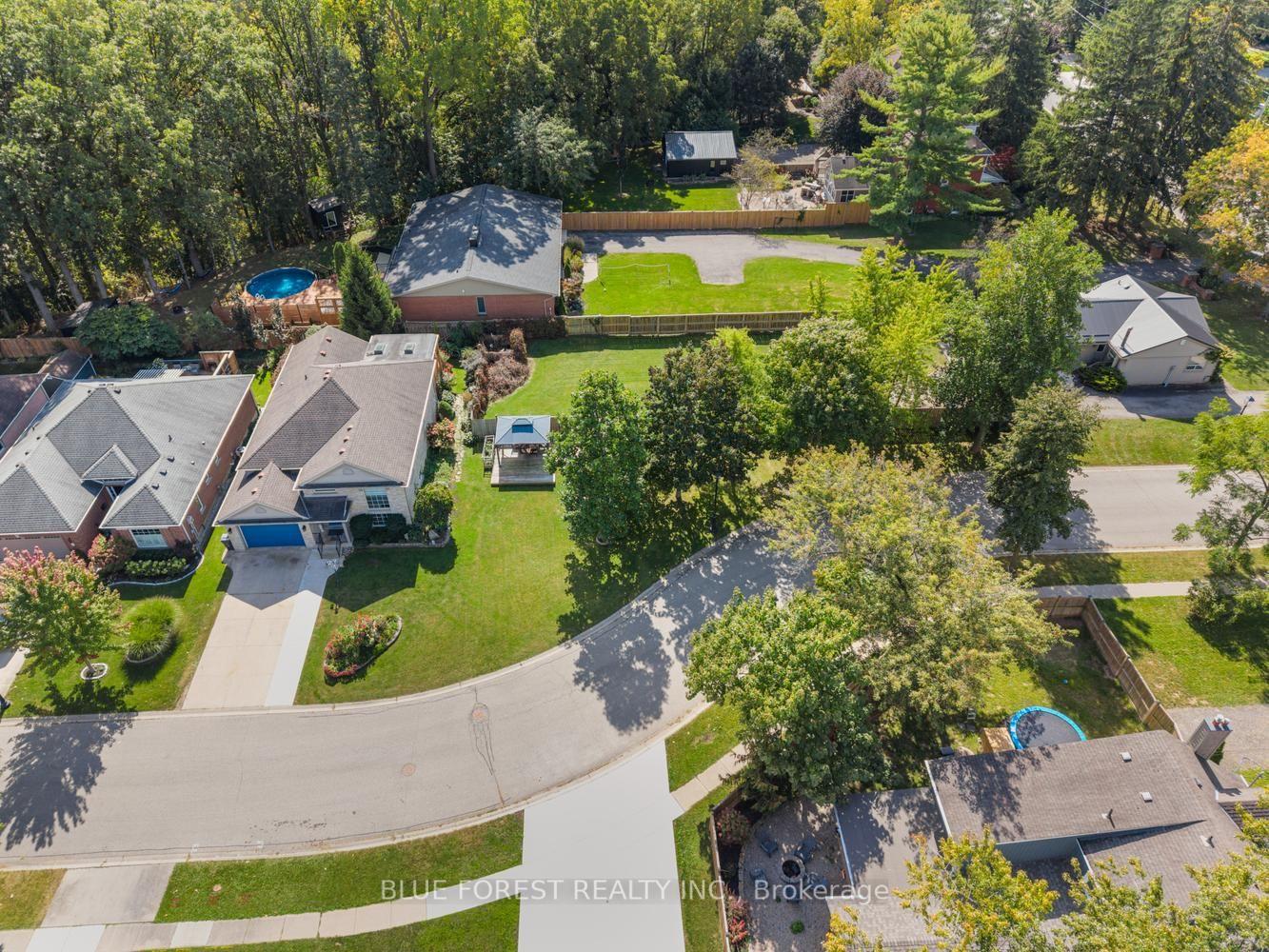 Photo 47 of 10 Symphony Court, Central Elgin, Lynhurst — HOMEH