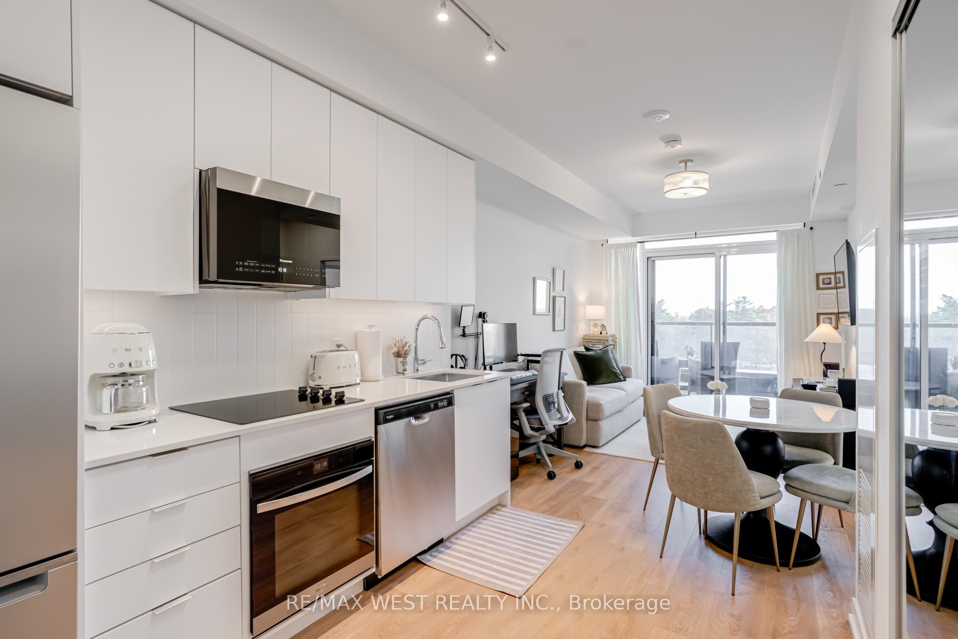 Photo 4 of Unit 511, 474 Caldari Road, Vaughan, Concord — HOMEH