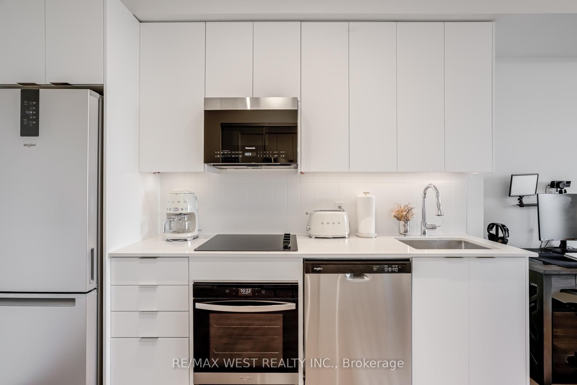 Photo 6 of Unit 511, 474 Caldari Road, Vaughan, Concord — HOMEH