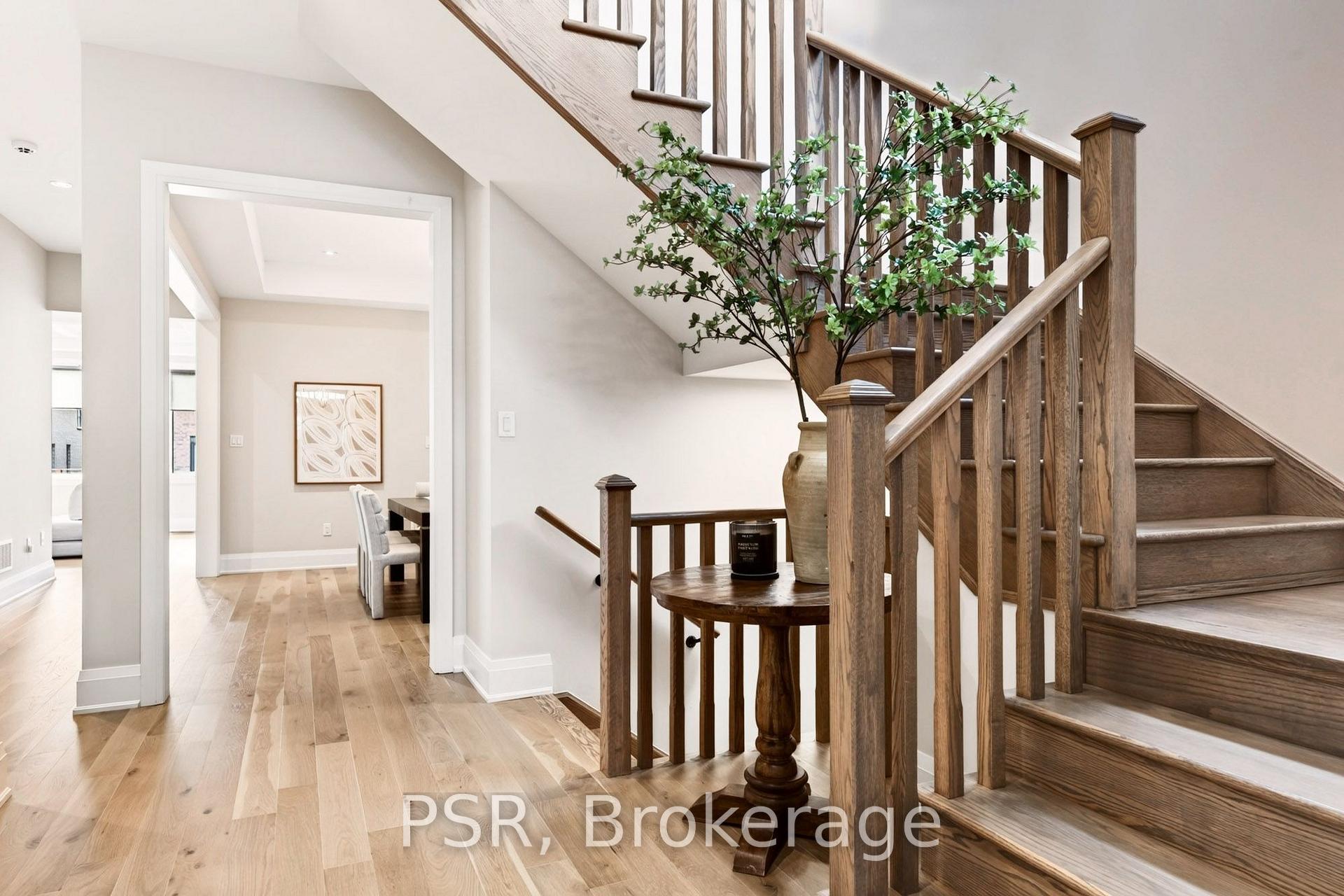 Photo 6 of 33 Pine Heights Drive, Vaughan, Vellore Village — HOMEH