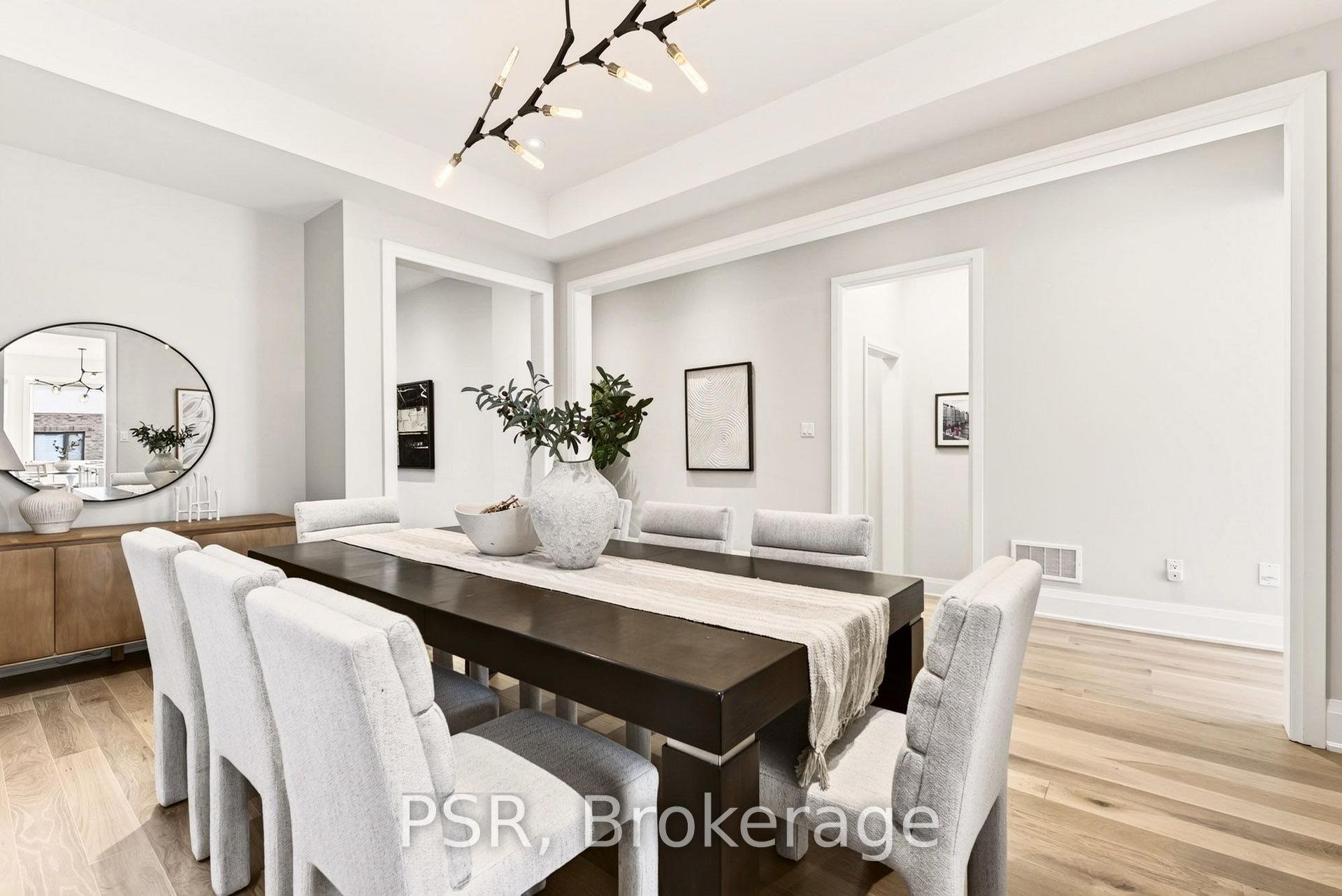 Photo 9 of 33 Pine Heights Drive, Vaughan, Vellore Village — HOMEH
