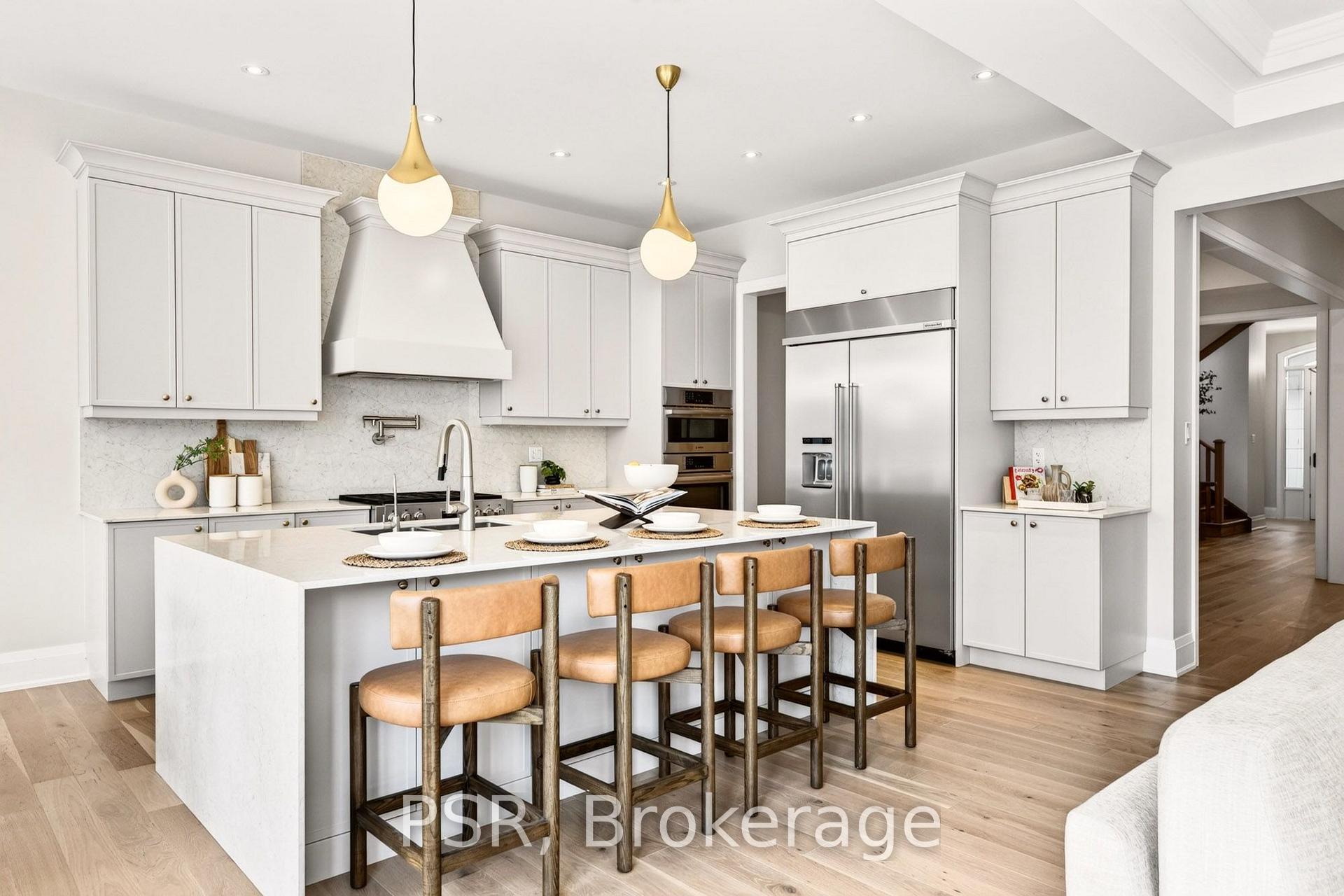 Photo 18 of 33 Pine Heights Drive, Vaughan, Vellore Village — HOMEH