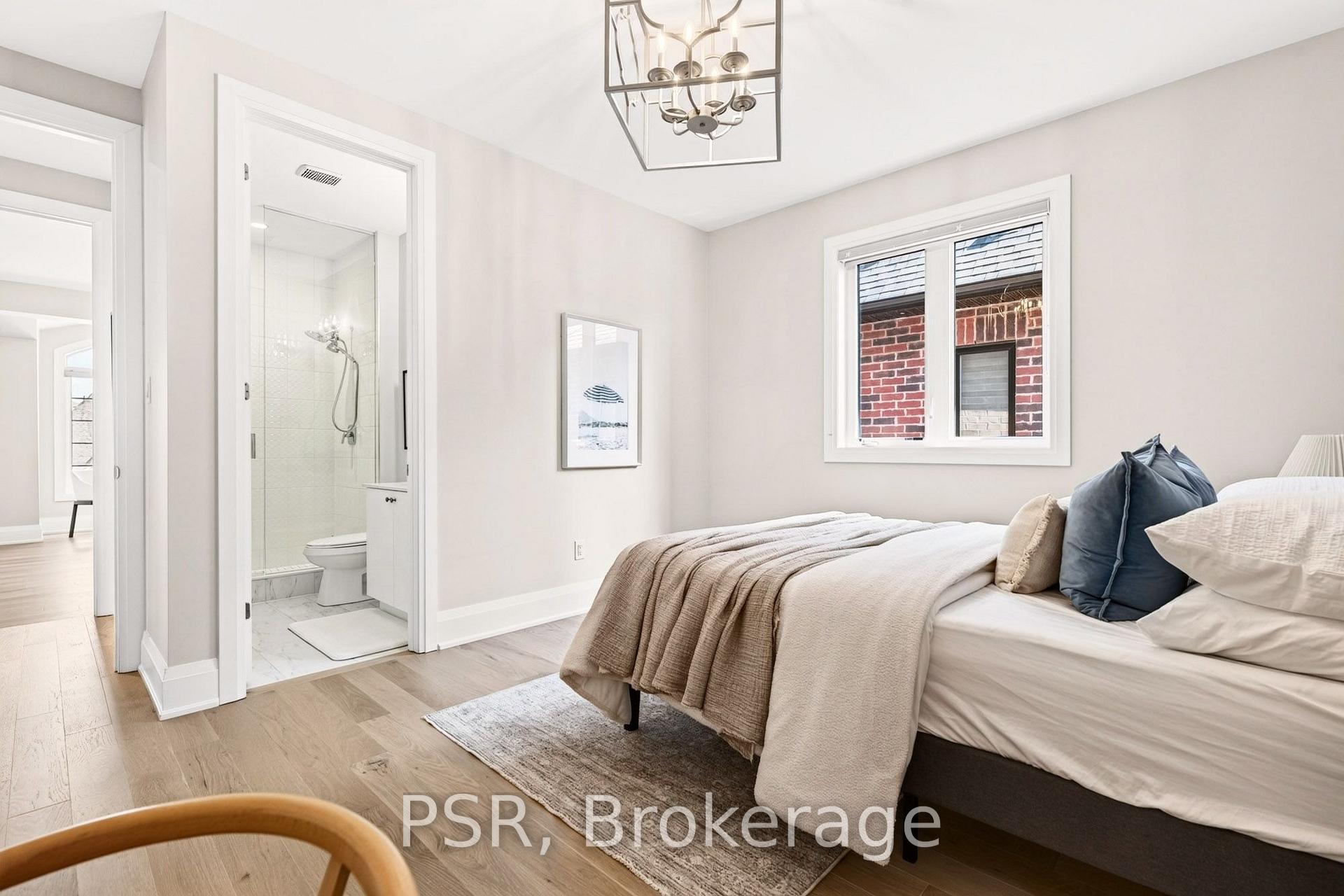 Photo 32 of 33 Pine Heights Drive, Vaughan, Vellore Village — HOMEH