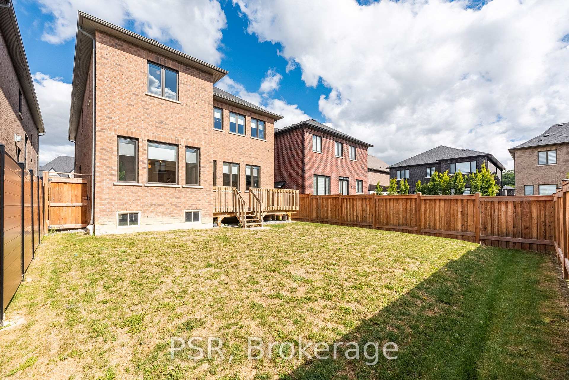 Photo 47 of 33 Pine Heights Drive, Vaughan, Vellore Village — HOMEH