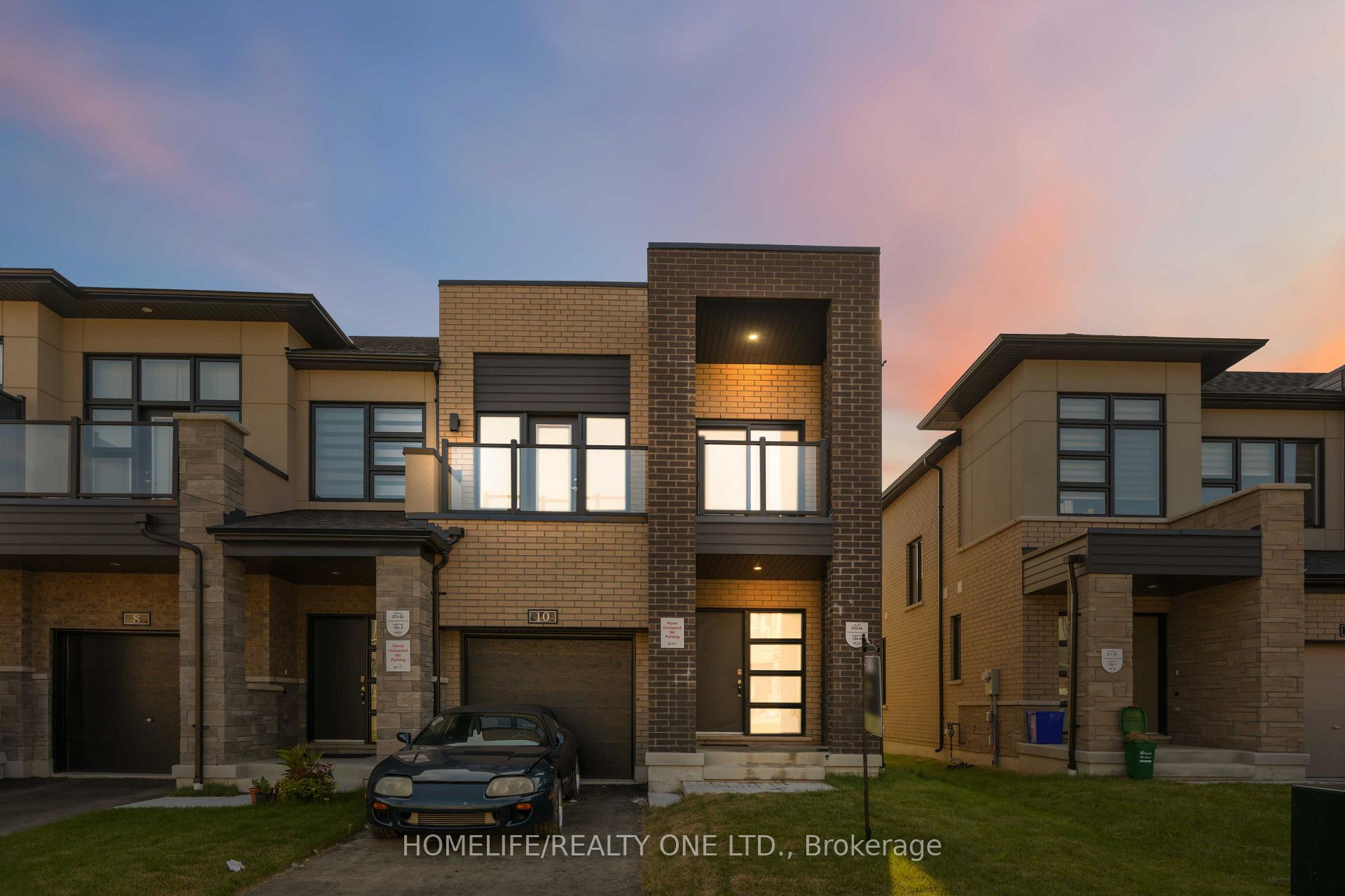 Photo 2 of 10 Harvey Bunker Crescent, Markham, Angus Glen — HOMEH