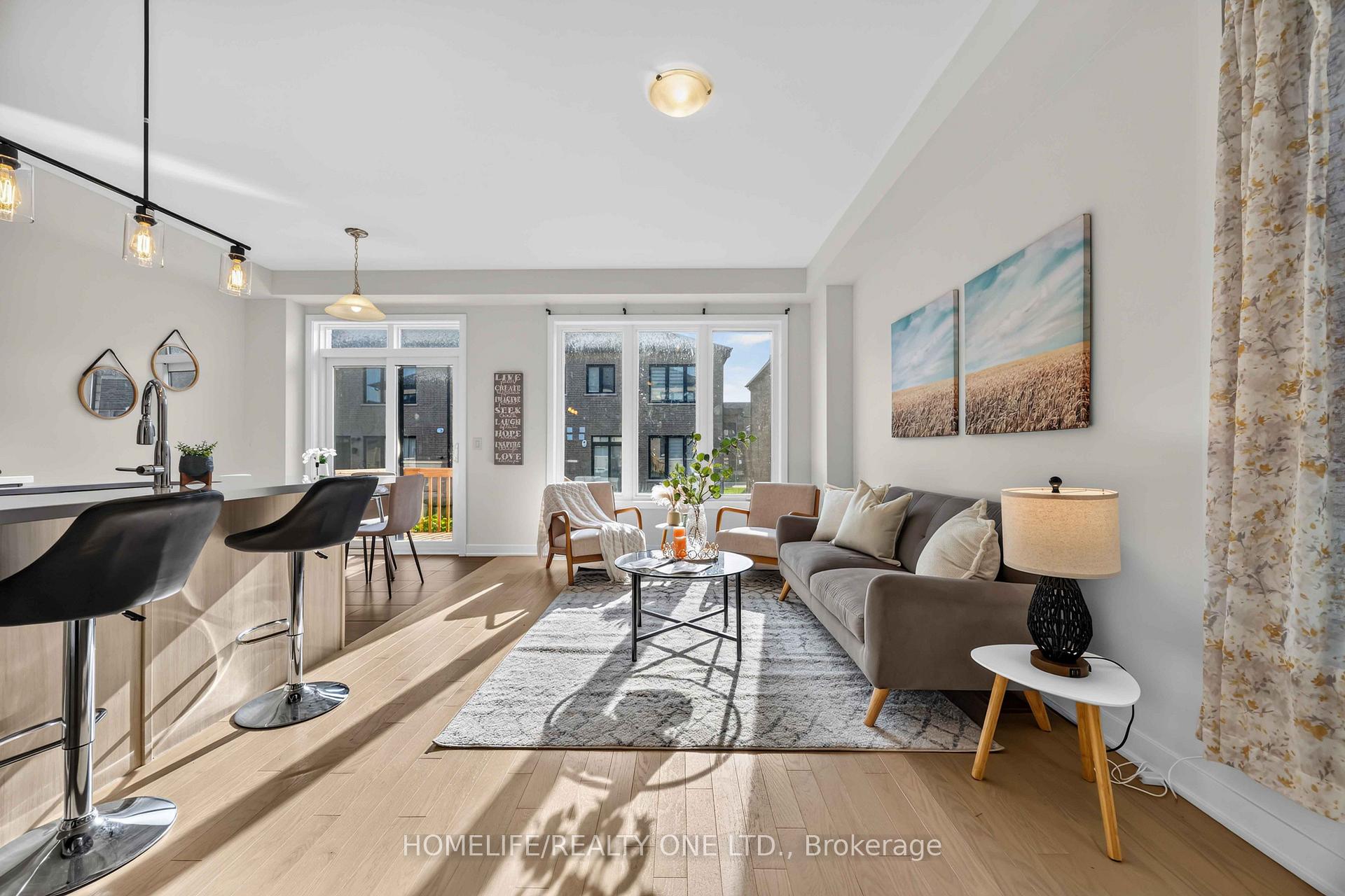 Photo 7 of 10 Harvey Bunker Crescent, Markham, Angus Glen — HOMEH