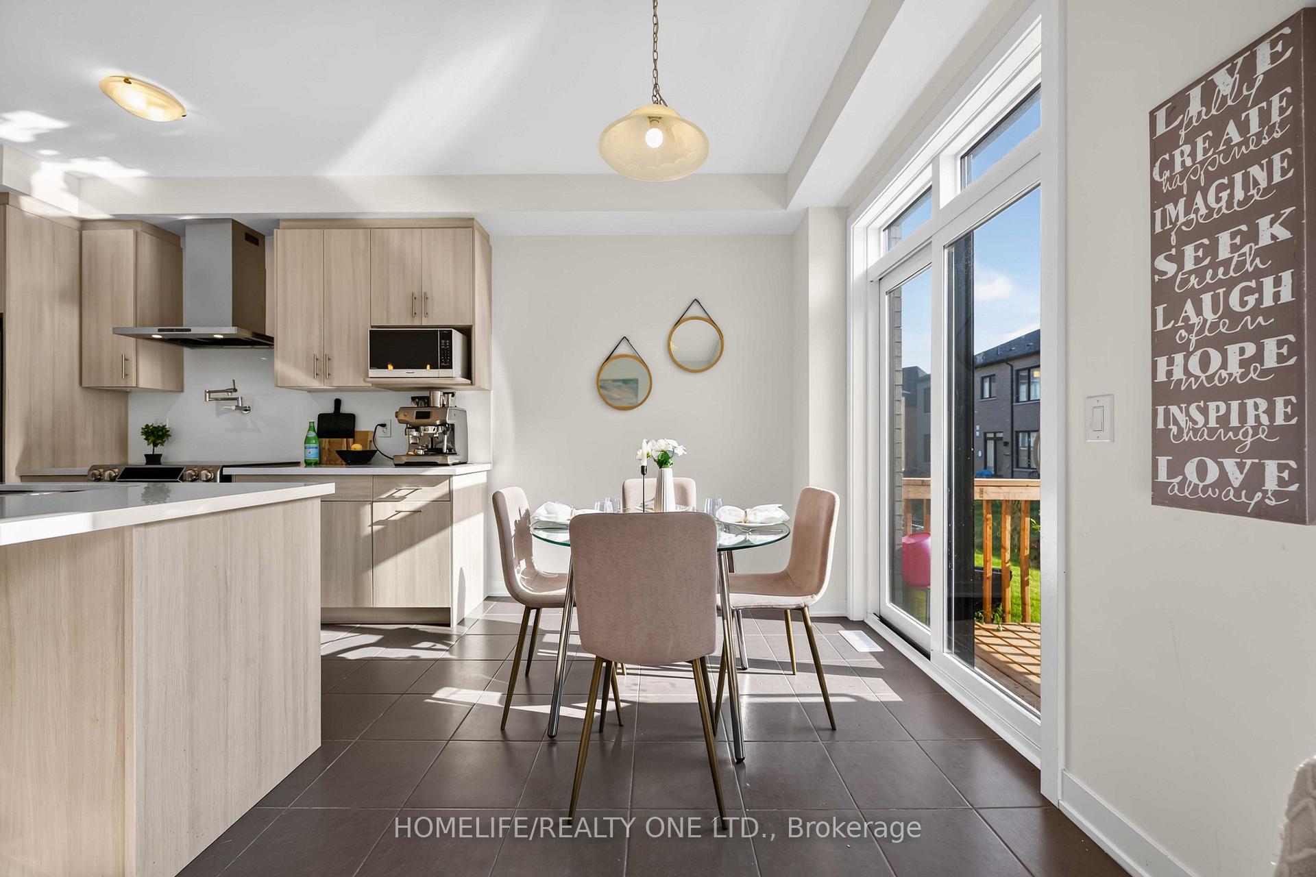 Photo 21 of 10 Harvey Bunker Crescent, Markham, Angus Glen — HOMEH