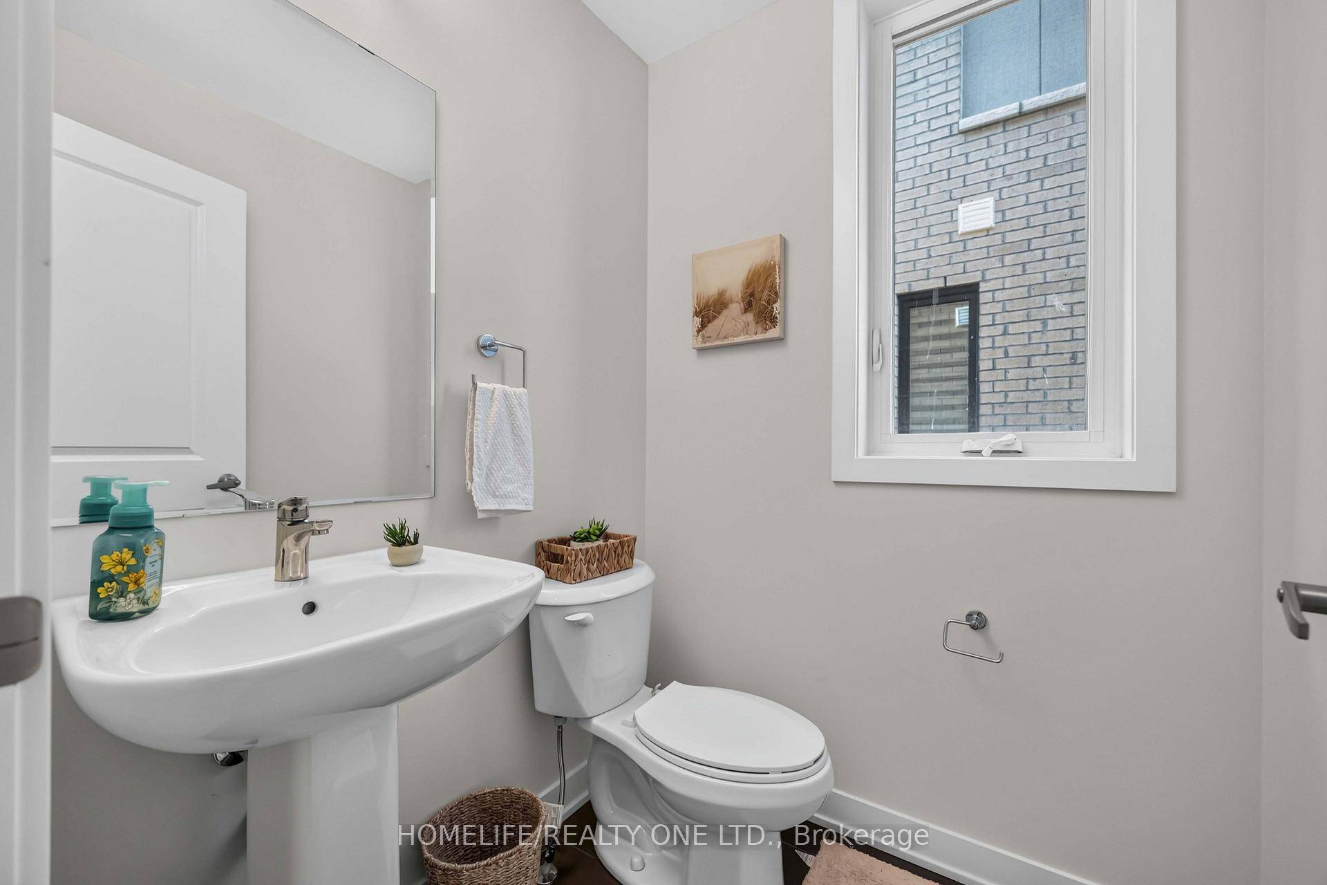 Photo 25 of 10 Harvey Bunker Crescent, Markham, Angus Glen — HOMEH