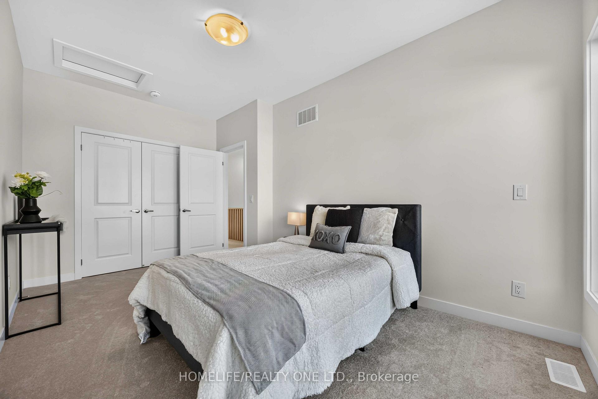 Photo 31 of 10 Harvey Bunker Crescent, Markham, Angus Glen — HOMEH
