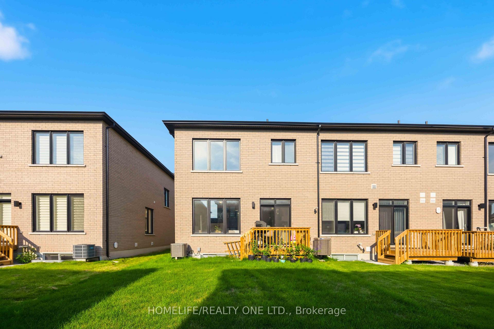 Photo 47 of 10 Harvey Bunker Crescent, Markham, Angus Glen — HOMEH