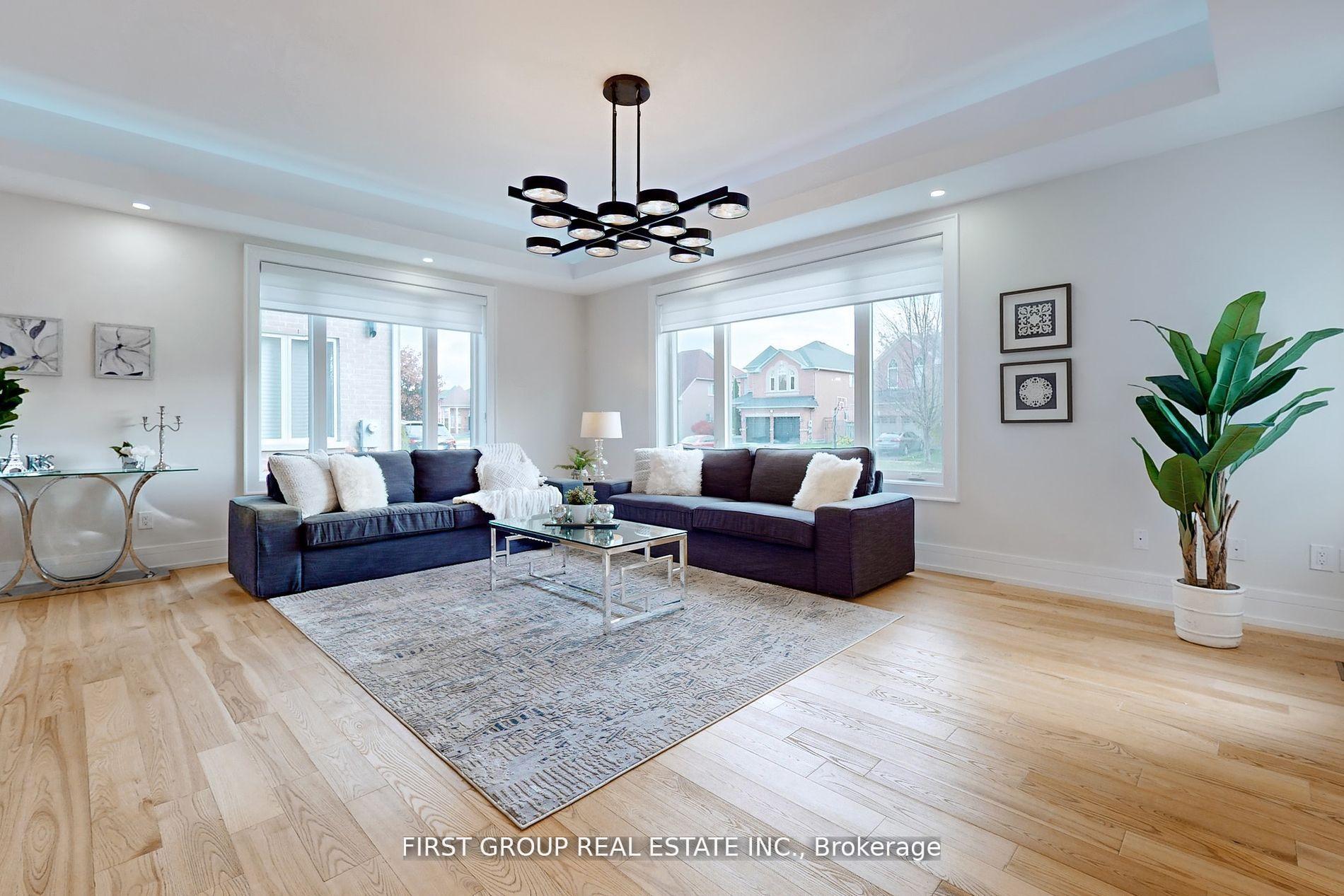 Photo 4 of 858 Strouds Lane, Pickering, Dunbarton — HOMEH