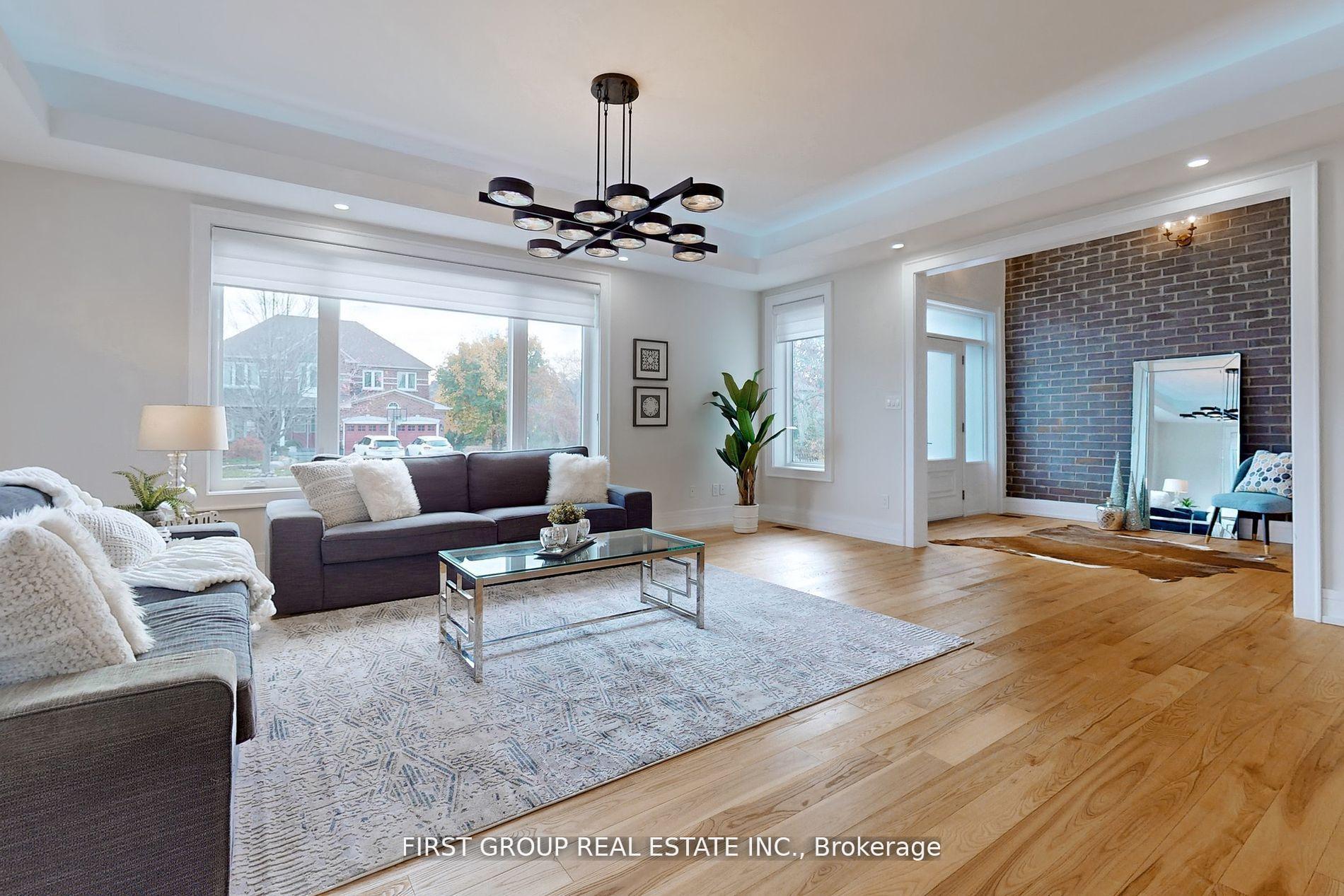 Photo 5 of 858 Strouds Lane, Pickering, Dunbarton — HOMEH