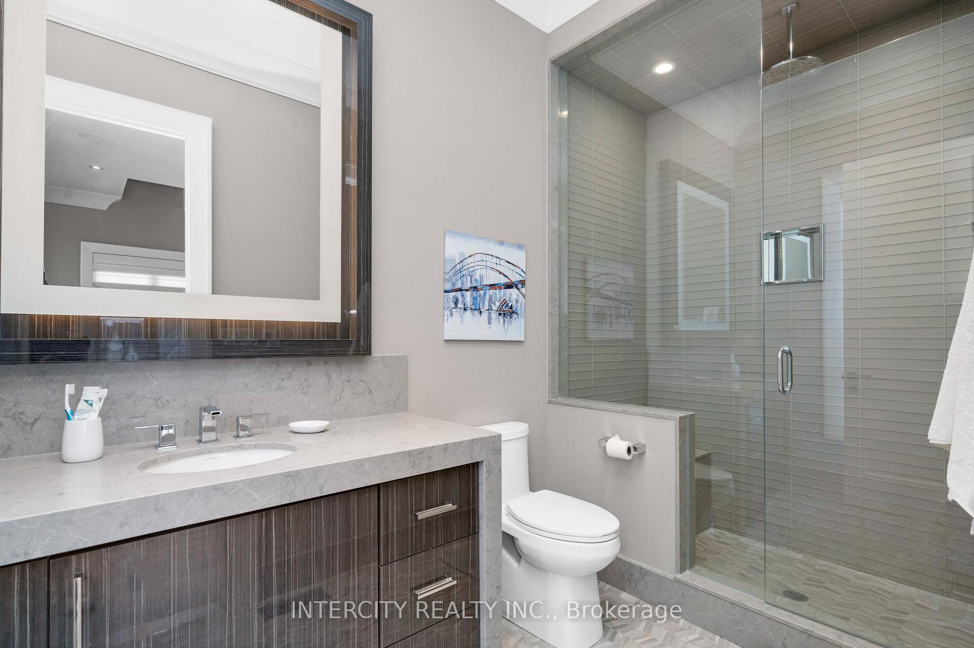 Photo 26 of 34 Rosebud Court, Vaughan, Kleinburg — HOMEH
